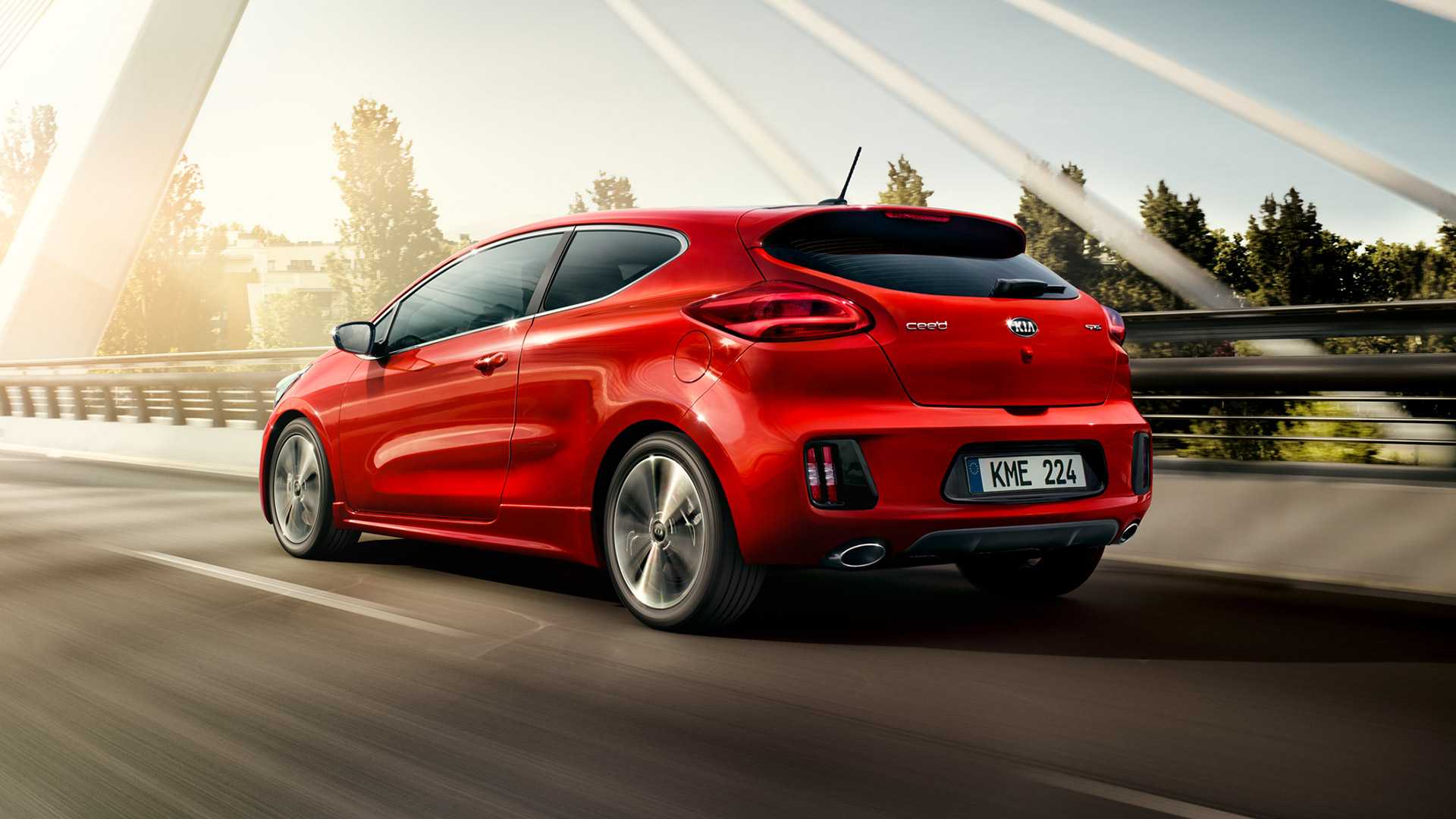 Новый kia ceed 2018 — обзор третьего поколения компактного городского автомобиля