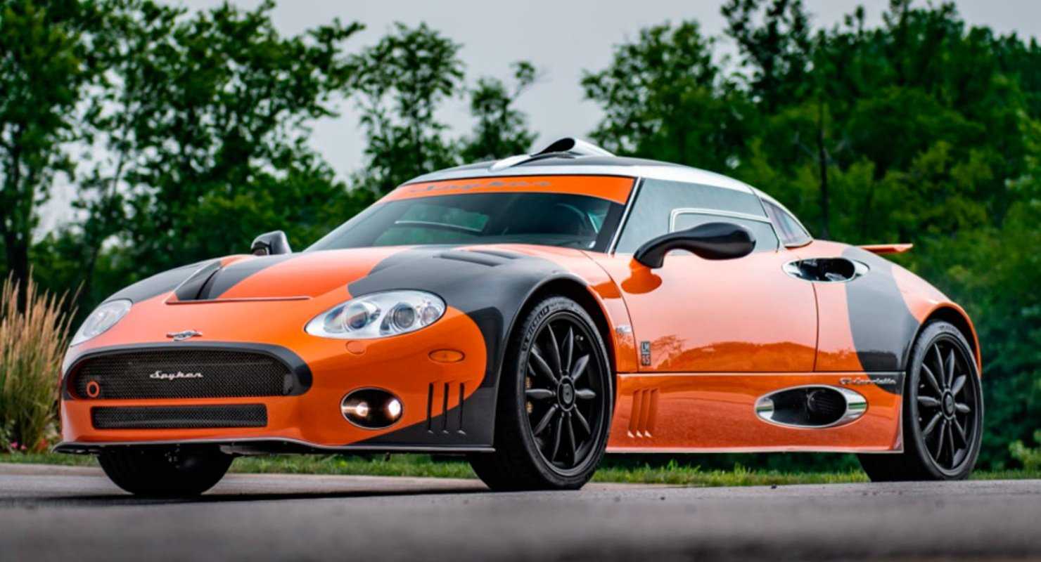 Совершите поездку по невероятно великолепному spyker c8 preliator | модели 2023