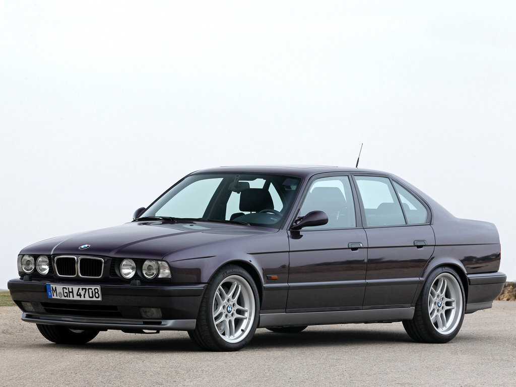 Bmw e34 v12 m5 - чистая работа!