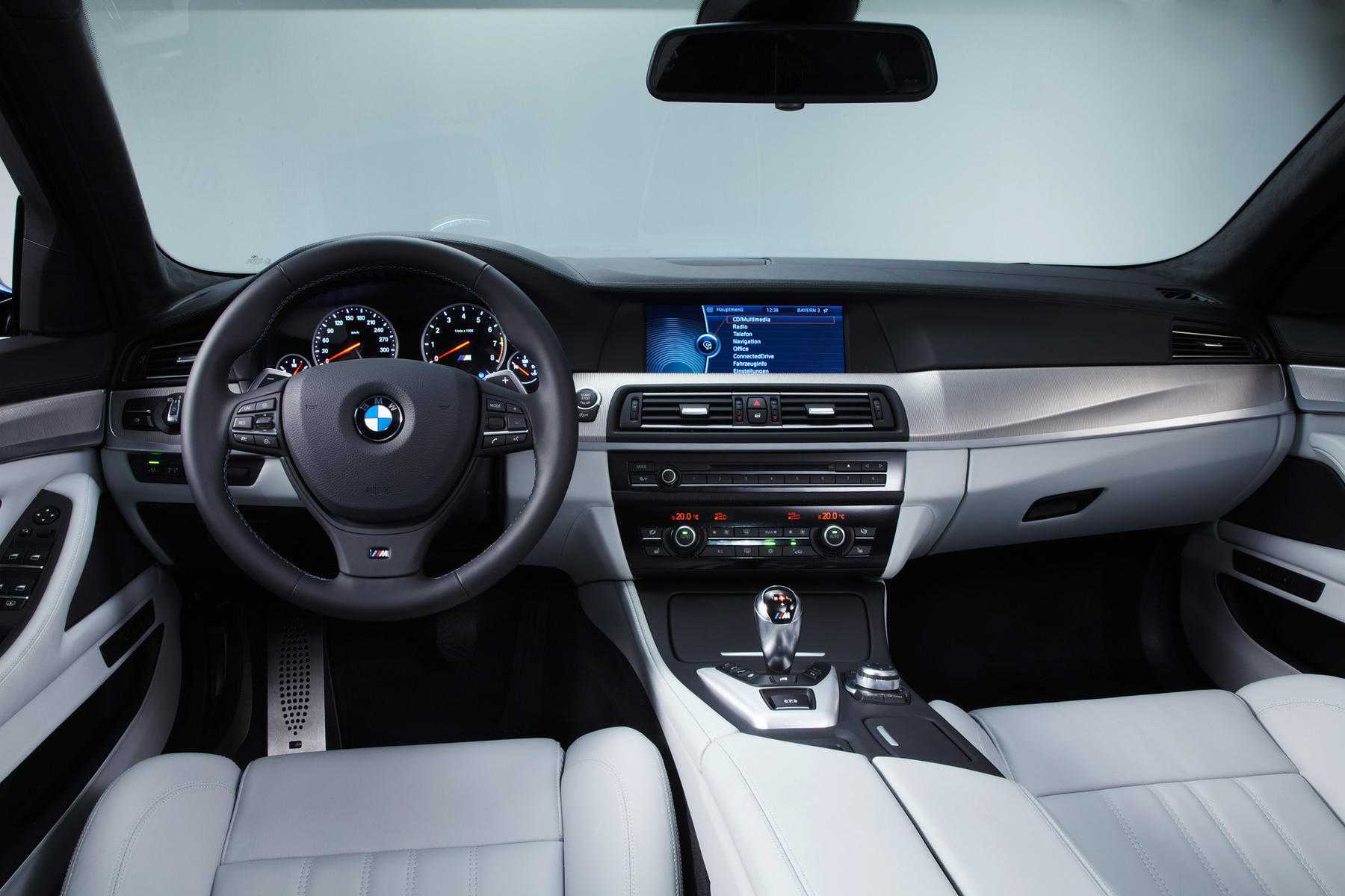 Bmw 5 series (f10) характеристики, двигатели, рестайлинг и комплектации