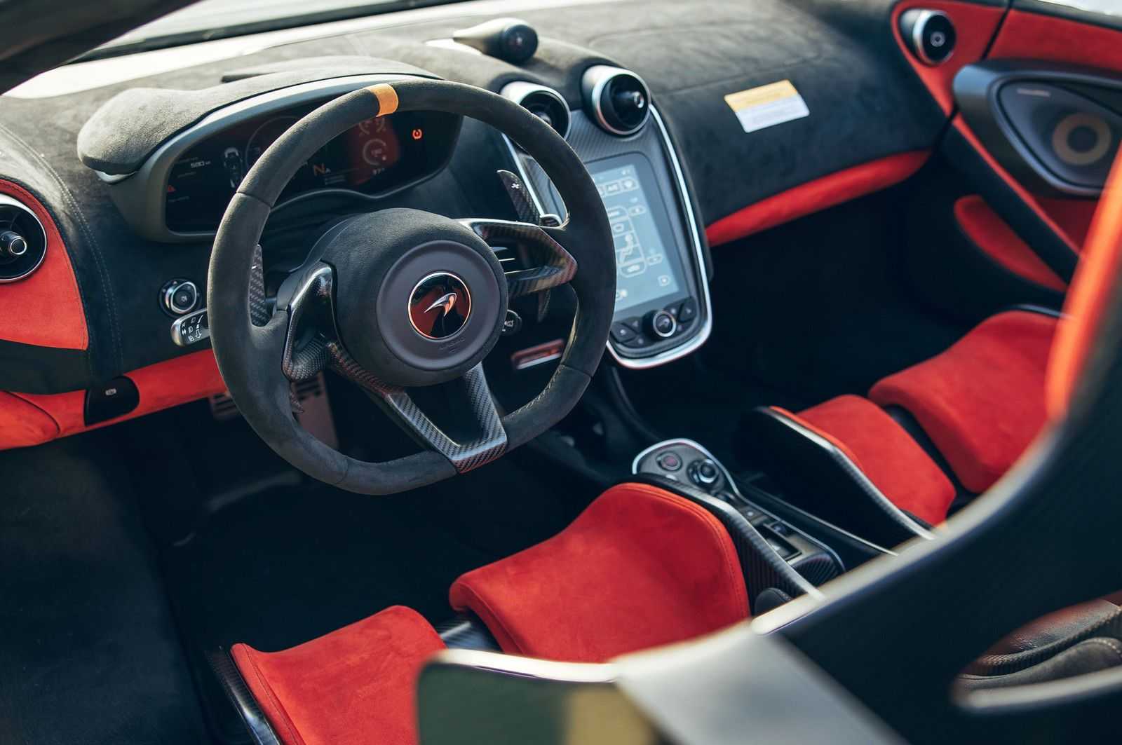 Mclaren 600lt года - пламенеющая версия модели 570s безумного макса | авто обзоры 2023
