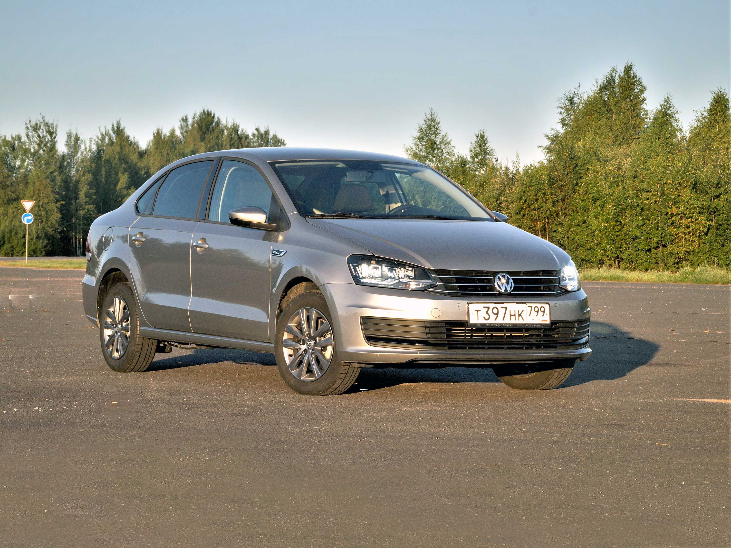 Технические характеристики vw polo sedan (фольксваген поло седан): размеры, двигатель, габариты – carsclick.ru