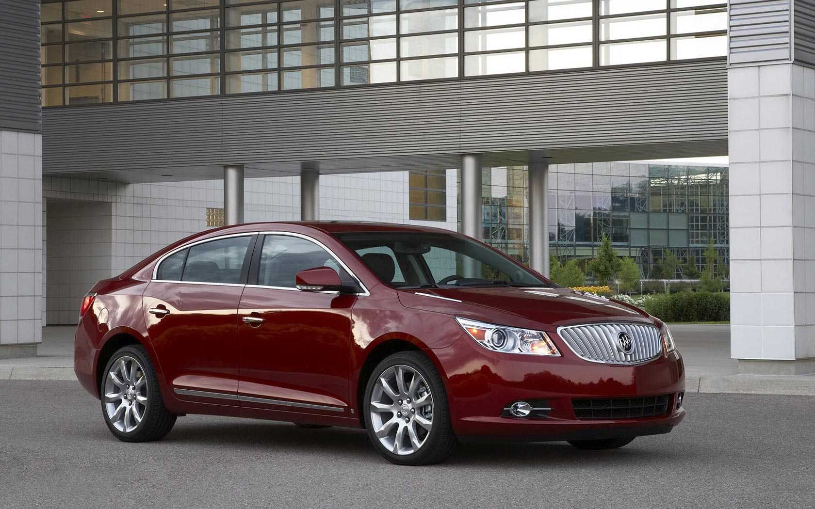 Modern, elegant, and connected: the 2018 buick lacrosse