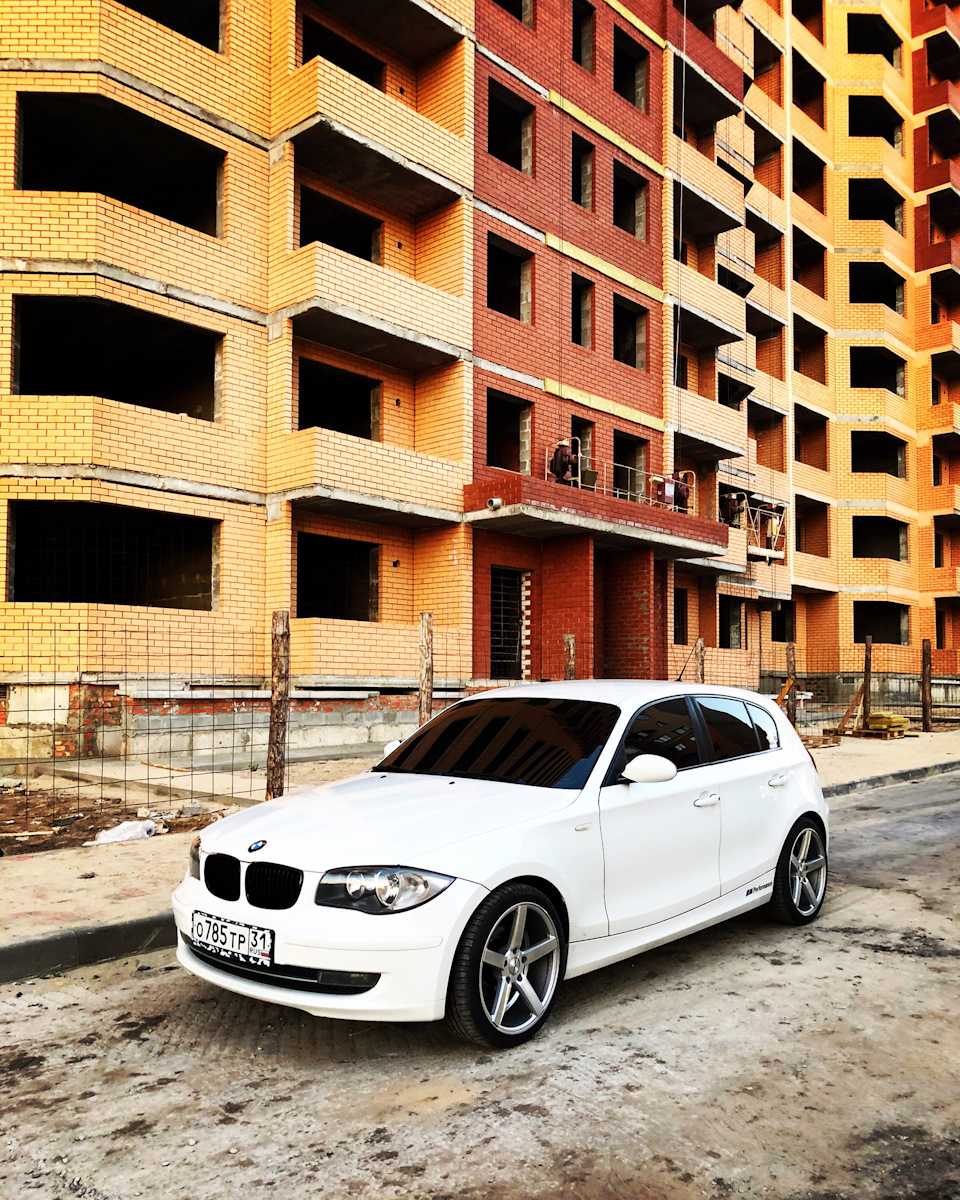 Обзор bmw 1-series 2021