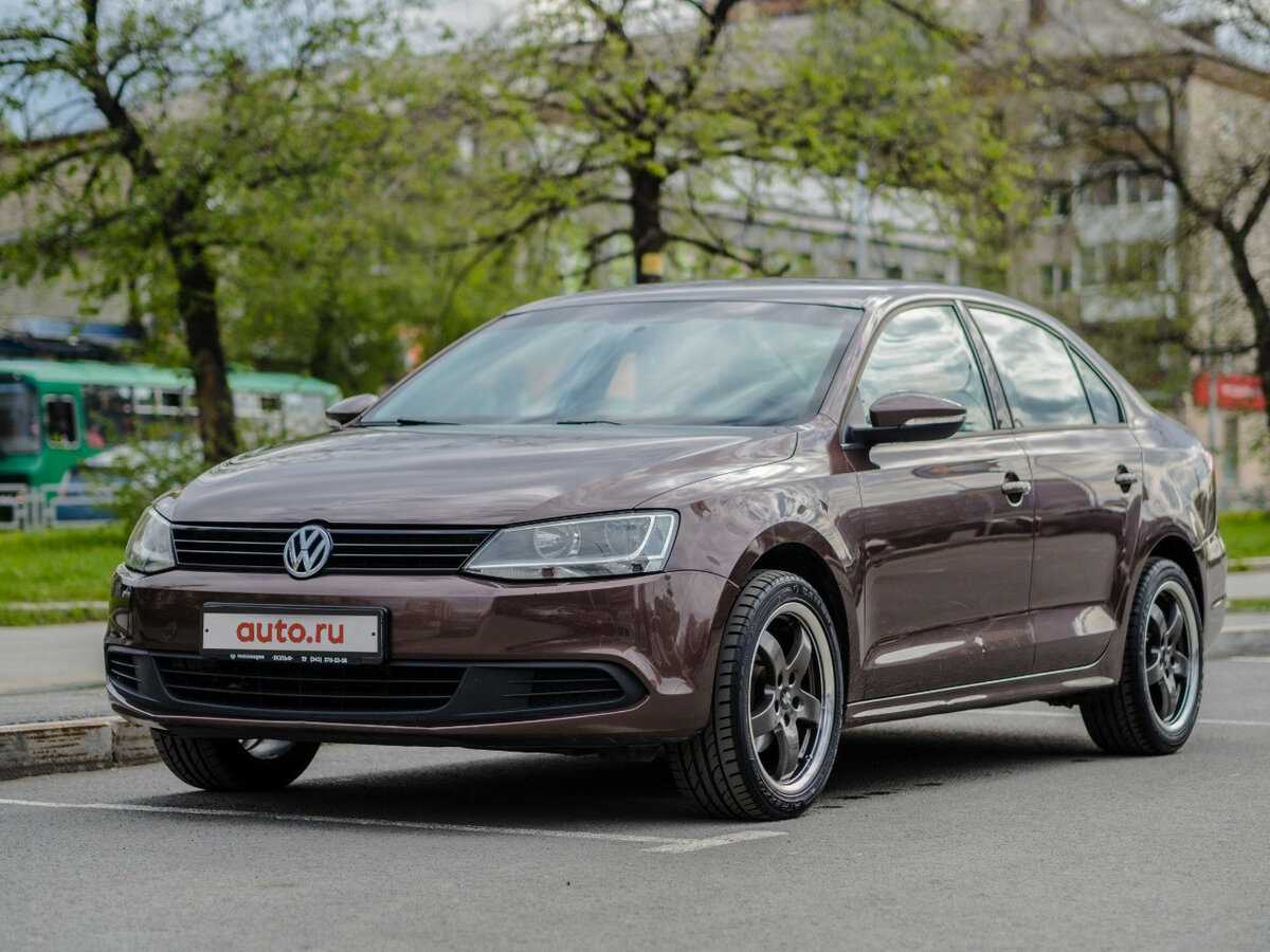 Объем багажника, л в volkswagen jetta