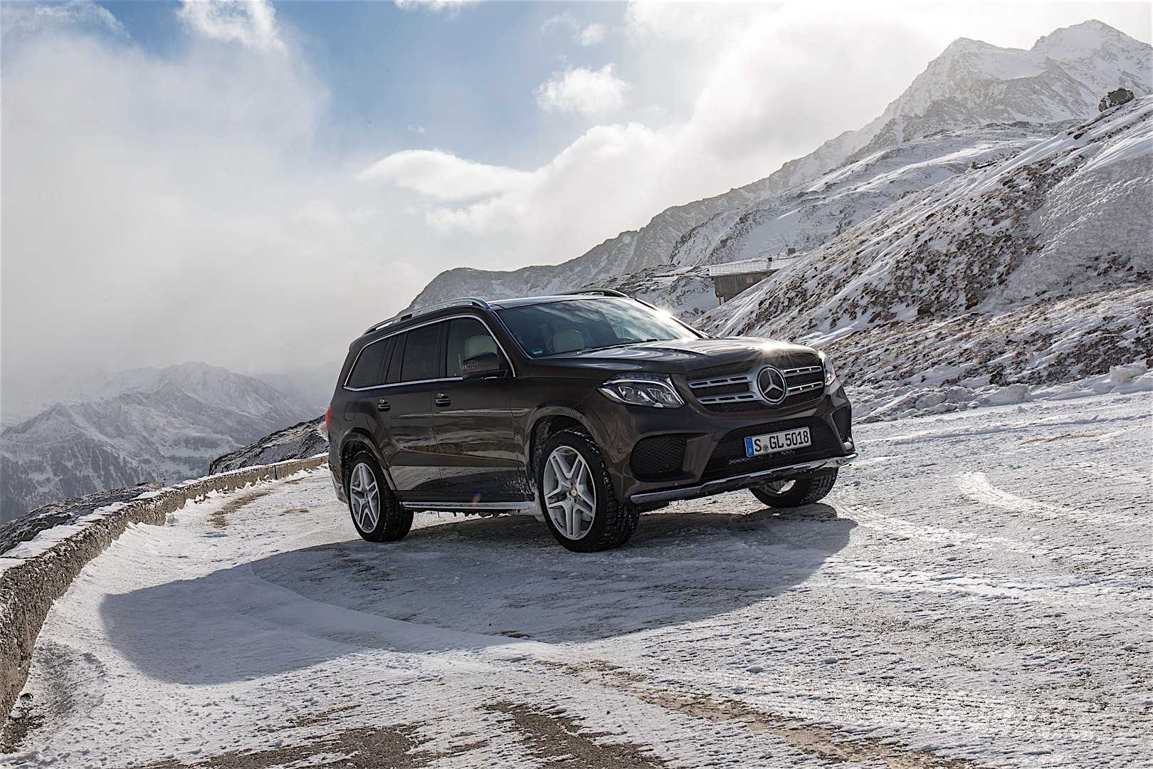 Mercedes benz gl класс 2023 2024: 500 63 amg 350 x166 350d 4matic, фото