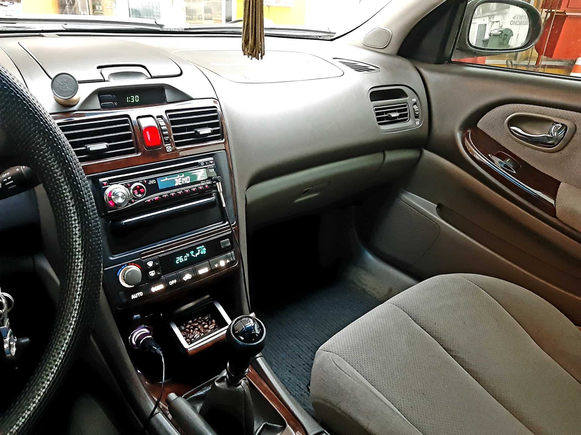 Nissan maxima