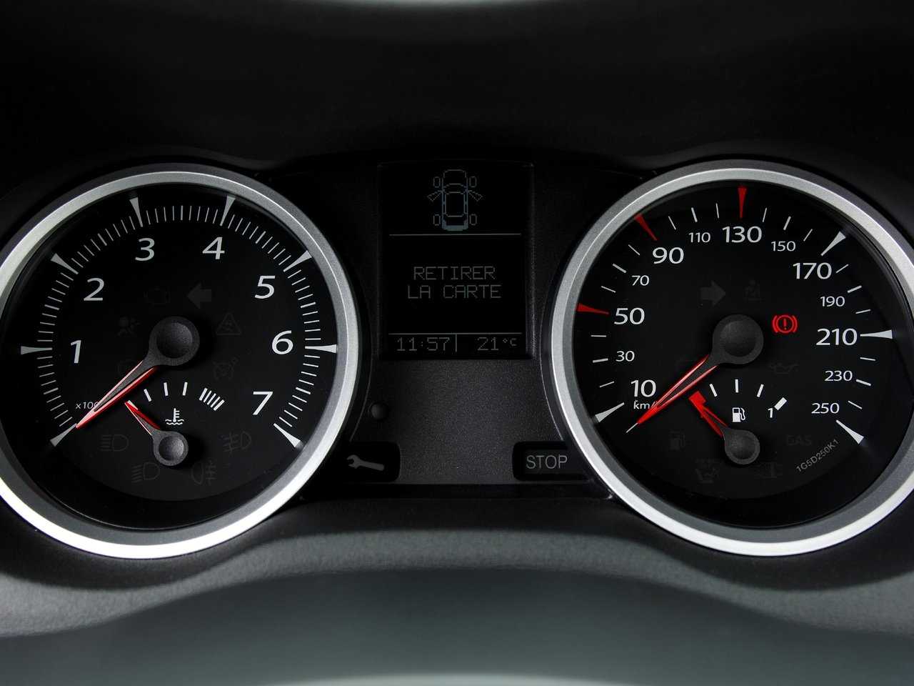 Renault fluence 1.6, 2.0 реальные отзывы о расходе топлива: бензина на автомате и механике | пустой бак