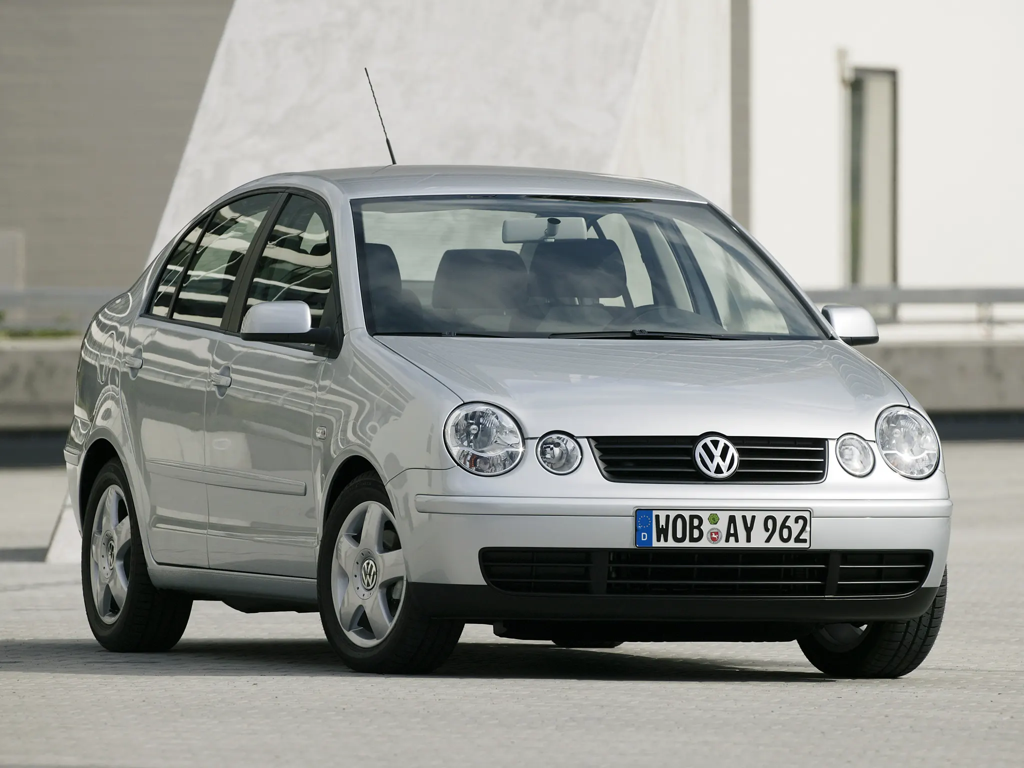 Volkswagen polo: поколения, кузова по годам, история модели и года выпуска, рестайлинг, характеристики, габариты, фото - carsweek