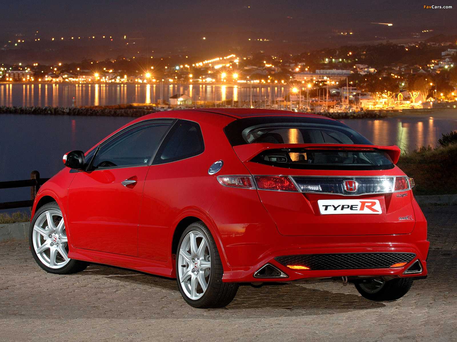 Flat-out magazine | banzai hero: honda civic type r fk2 - flat-out magazine