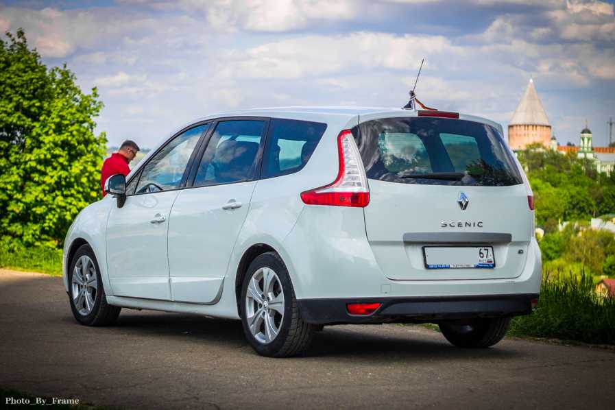 Renault scenic третьего поколения: как выбрать хороший минивэн с пробегом - autopeople