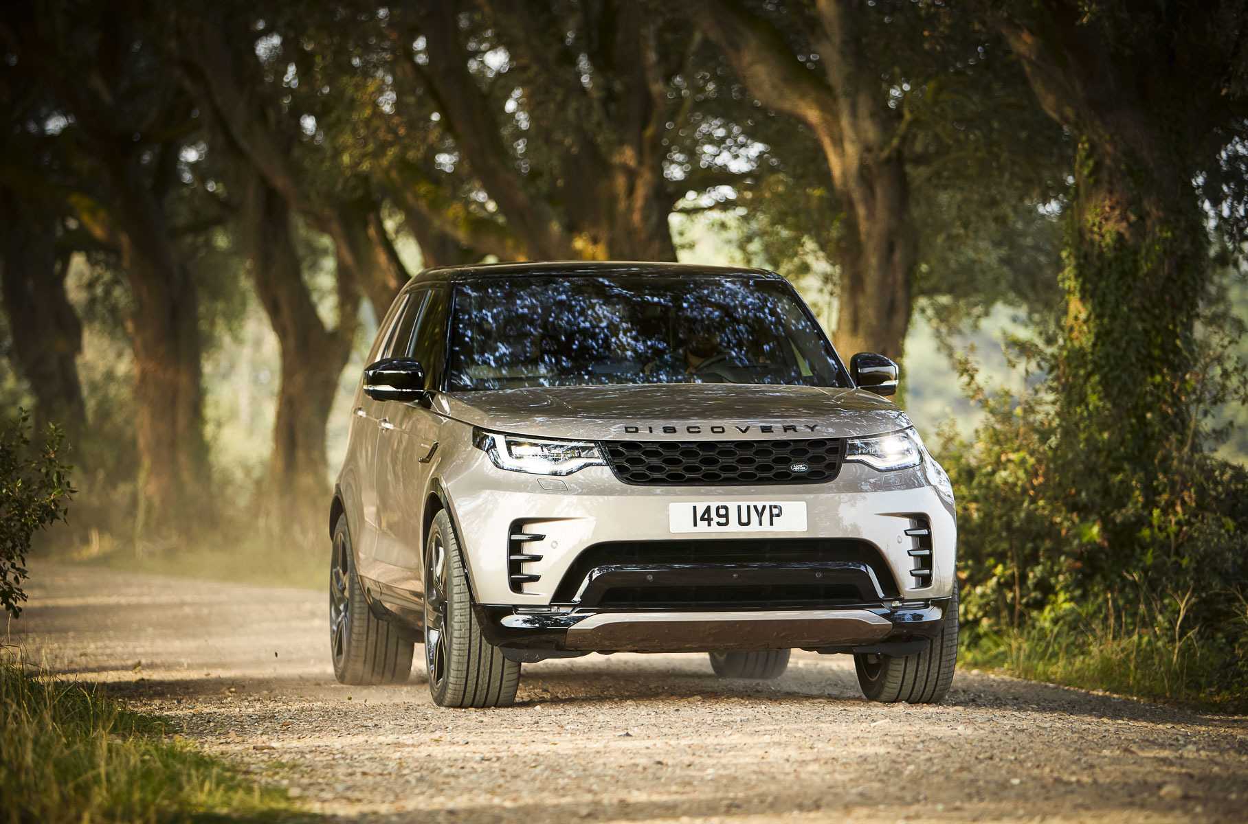 Land rover - полный каталог моделей, характеристики, отзывы на все автомобили land rover (ленд ровер)