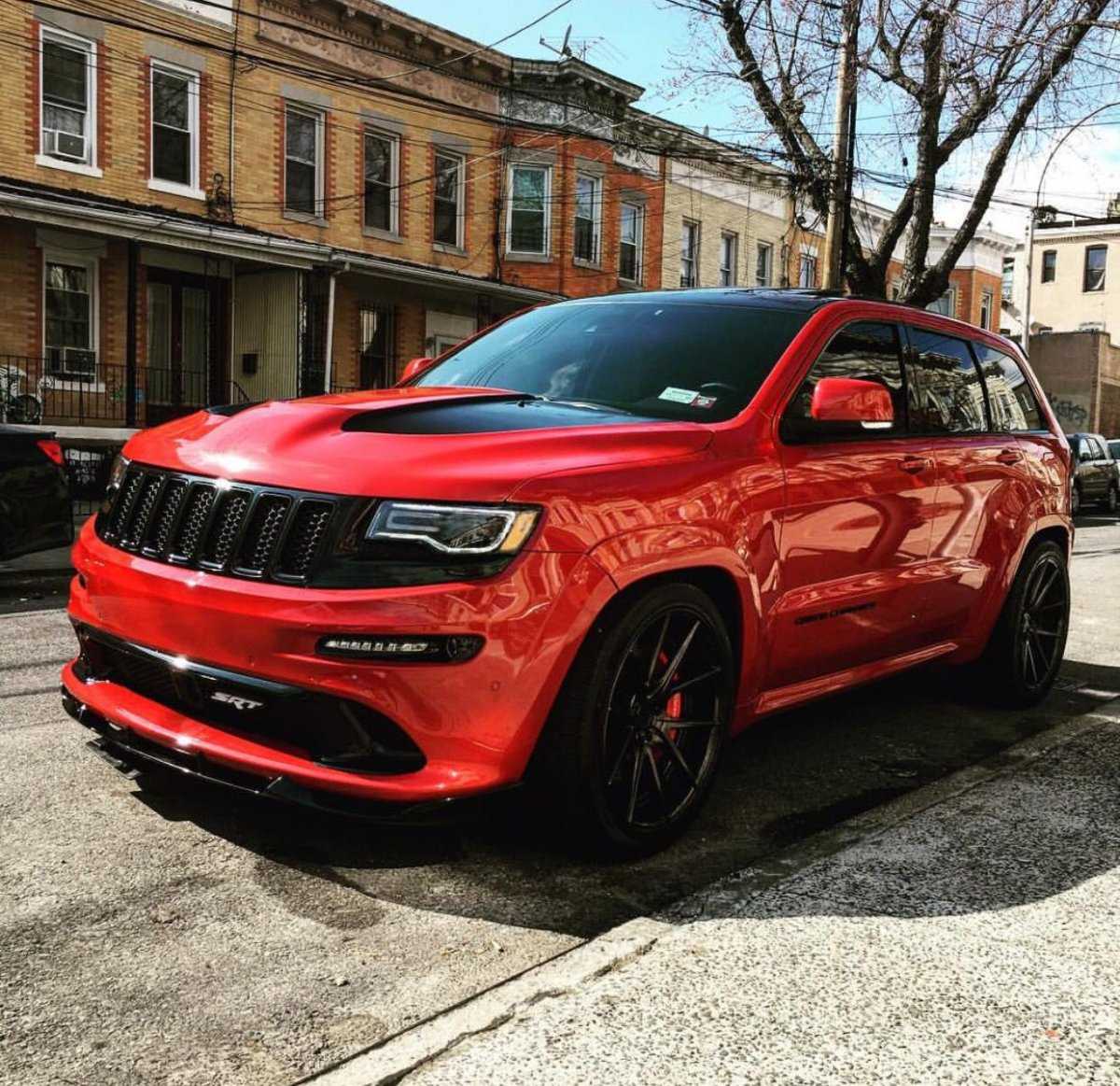 Jeep grand cherokee srt8 2012. по кличке «зверь»