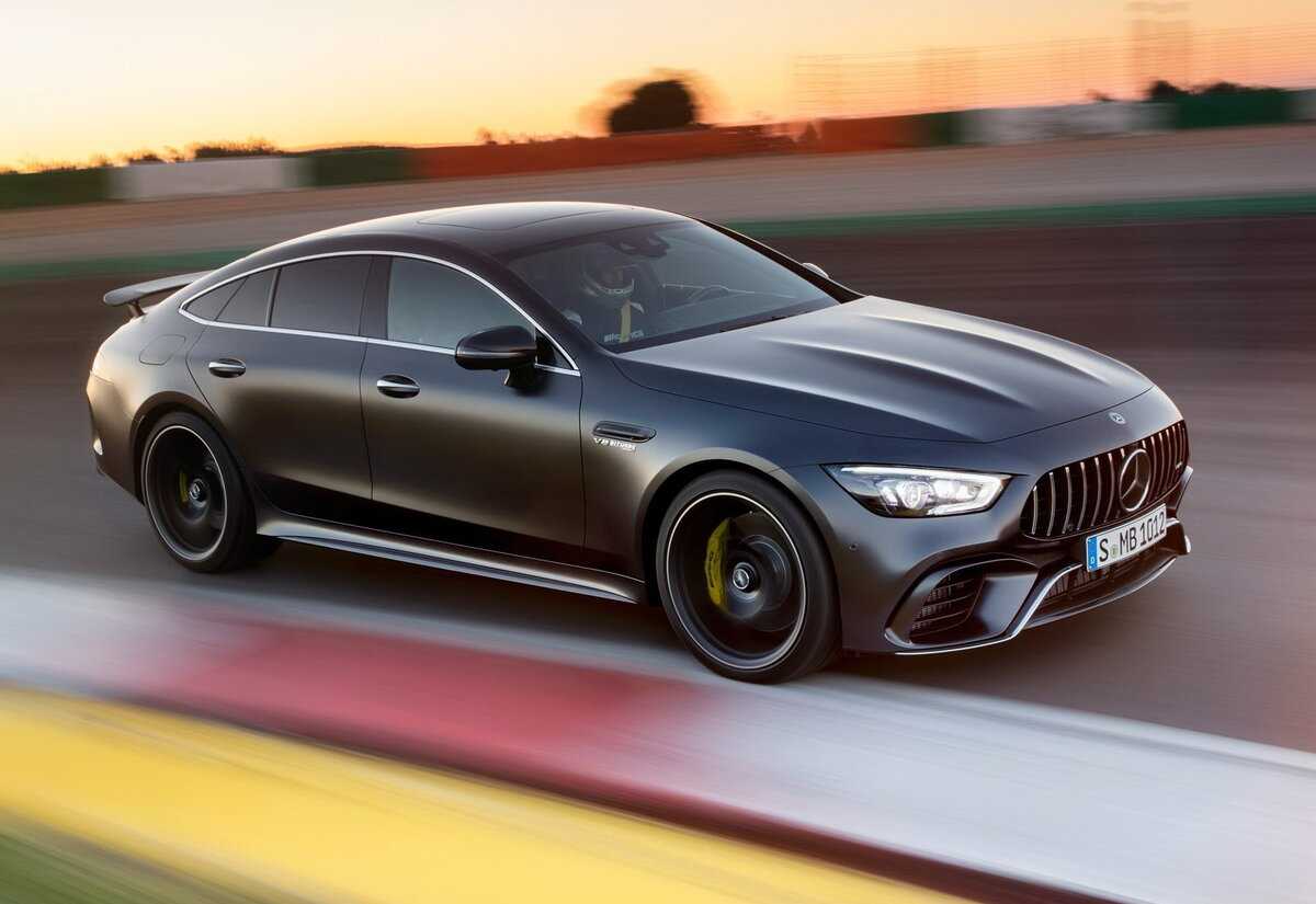 Mercedes amg gt 4 door coupe поступи в продажу летом 2018 года