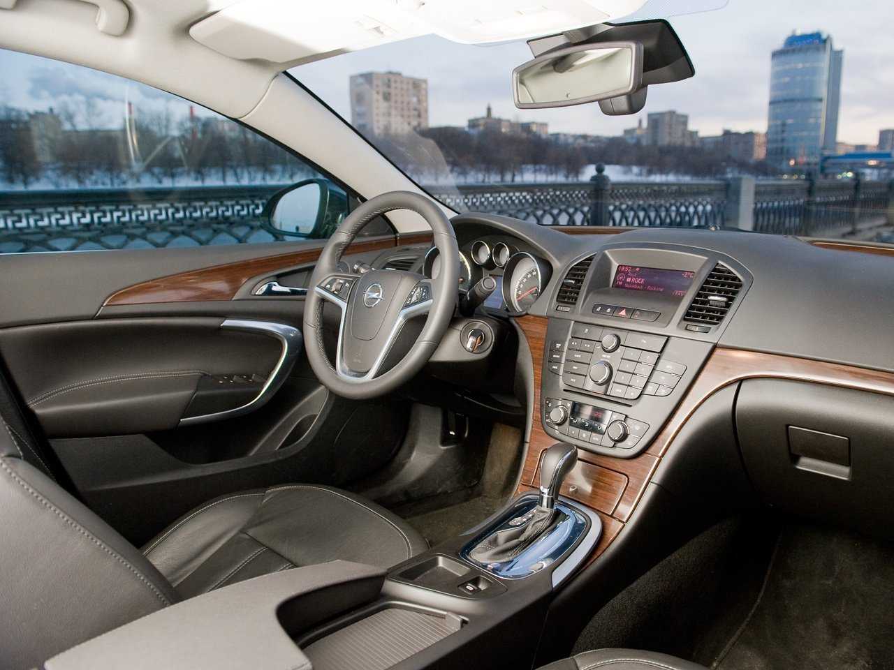 Opel insignia или volkswagen passat – сравнительный тест автомобилей среднего класса из германии.