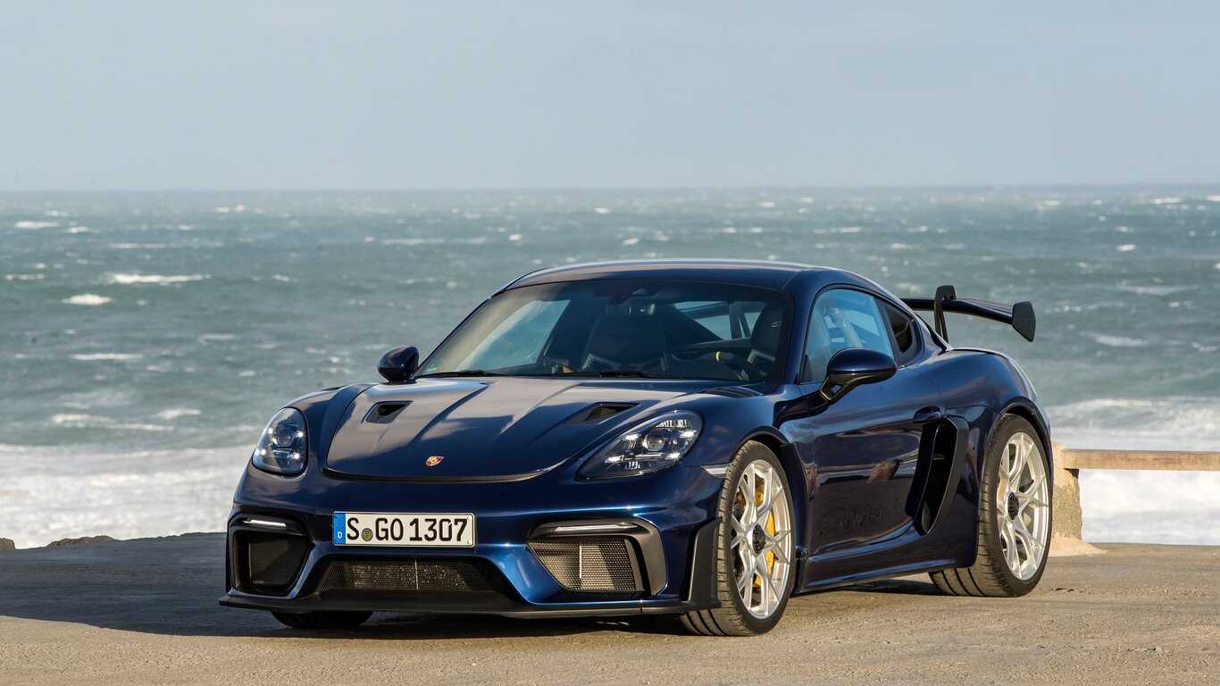 The 2023 porsche 718 cayman gt4 is for the real ones