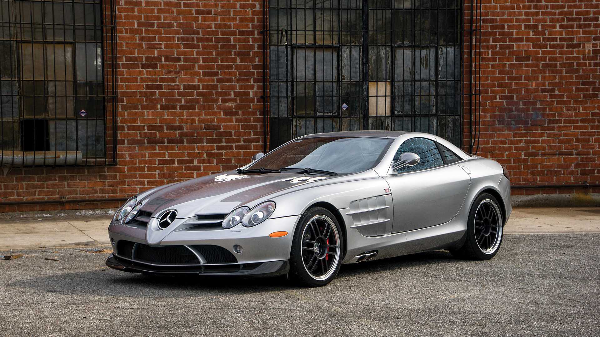 Engineering:mercedes-benz slr mclaren