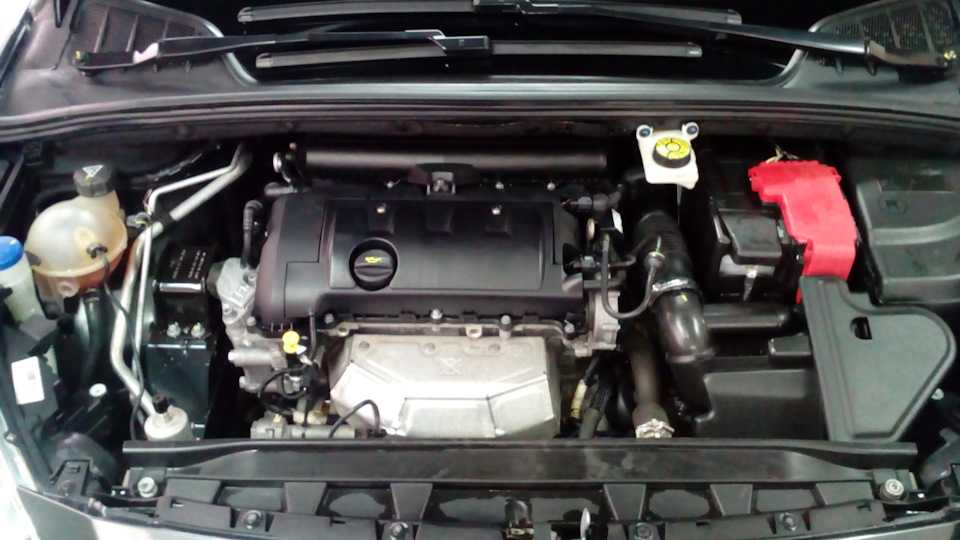 Технические данные  peugeot 308 (4a_, 4c_) 1.6 hdi 9hz (dv6ted4)