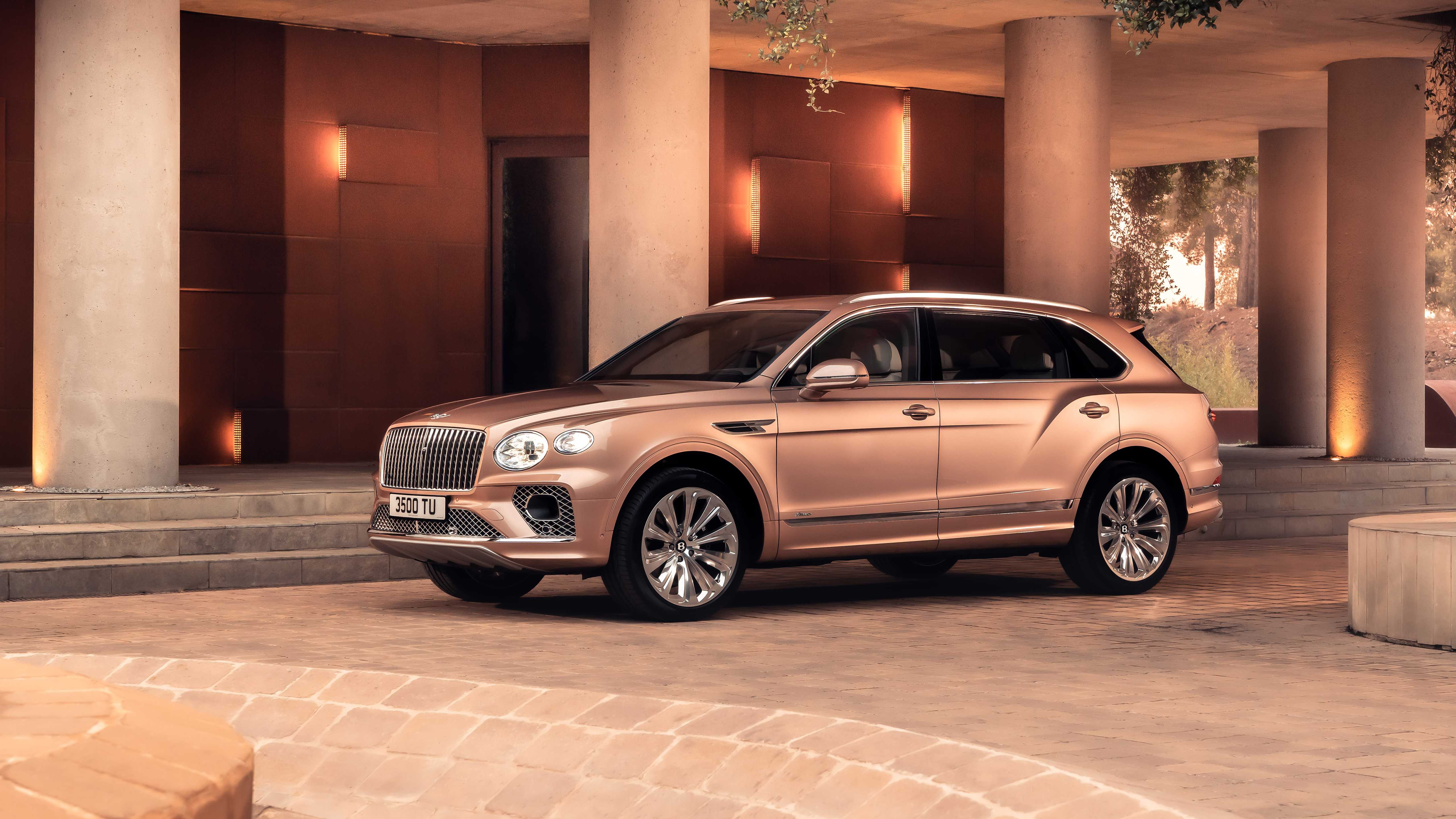 Bentley bentayga 2022 — кроссовер суперлюкс | | infopro54 - новости новосибирска. новости сибири