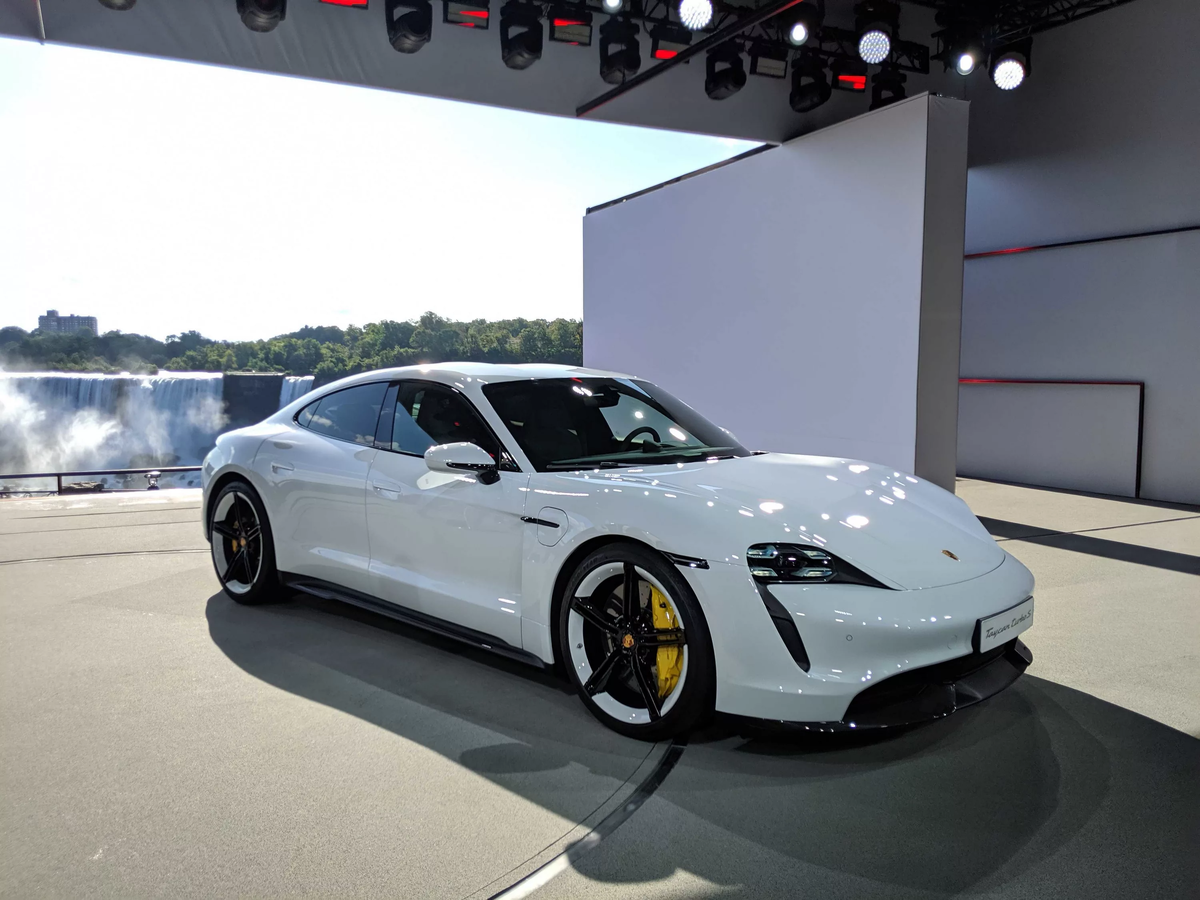 2023 porsche taycan