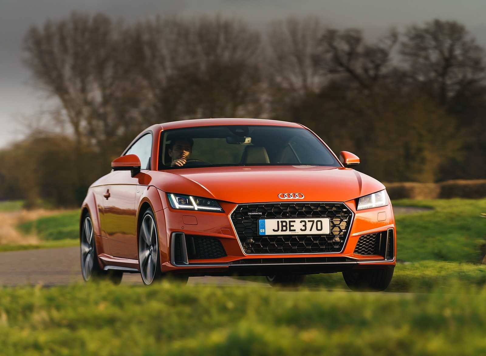 О характеристиках новой audi tt rs: за сколько разгоняется до сотни