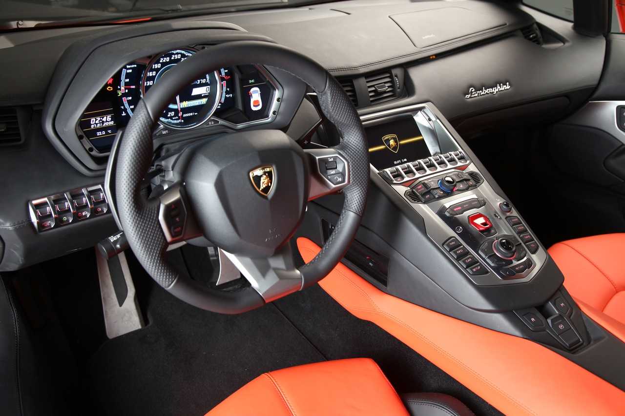 Разгон до 100 км/ч, с в lamborghini aventador