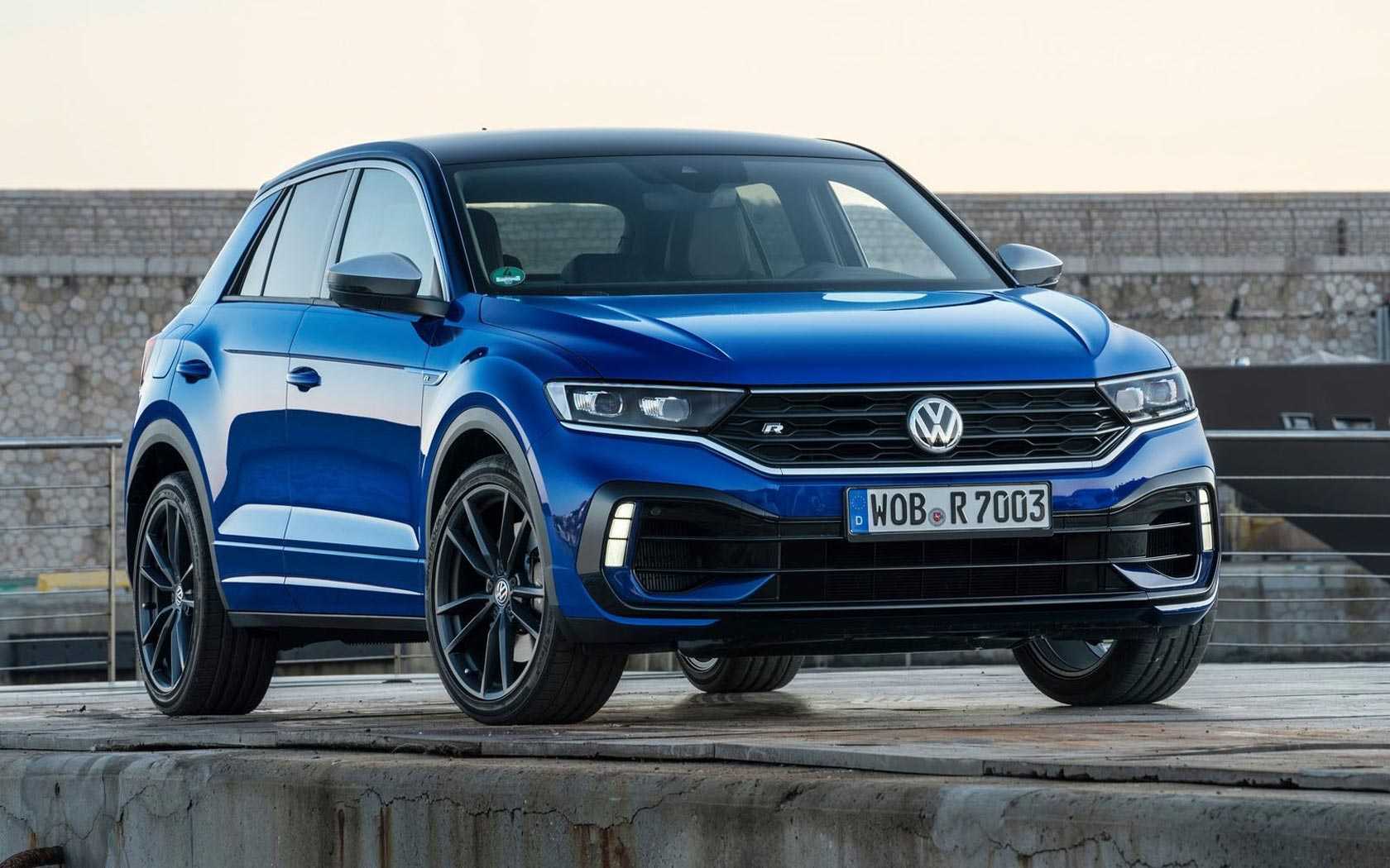 Volkswagen t-roc 1.5 tsi premium — взрослый кроссовер