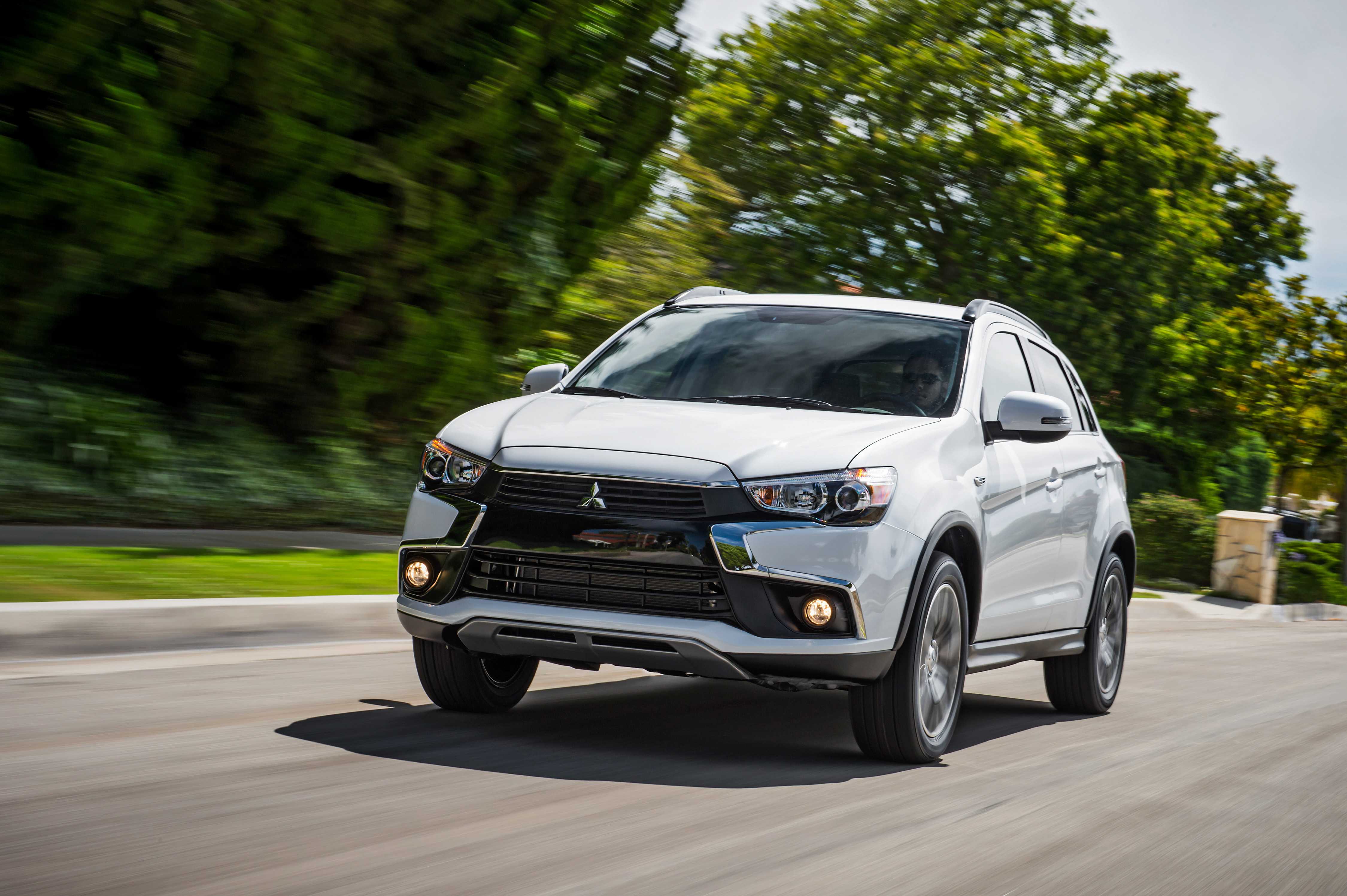 Mitsubishi mirage: поколения, кузова по годам, история модели и года выпуска, рестайлинг, характеристики, габариты, фото - carsweek