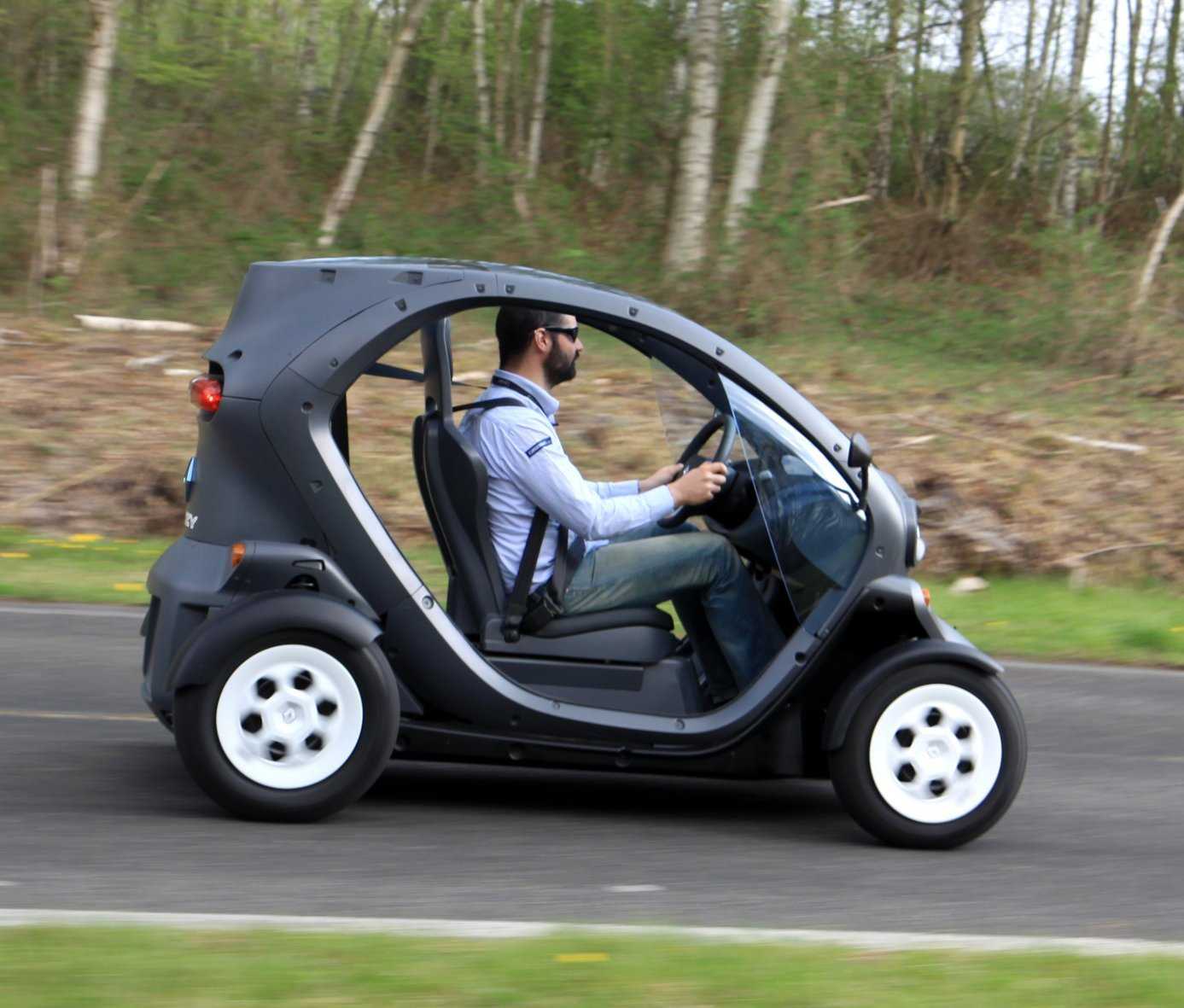 Renault twizy – электромобиль дешевле миллиона. стоит ли брать?