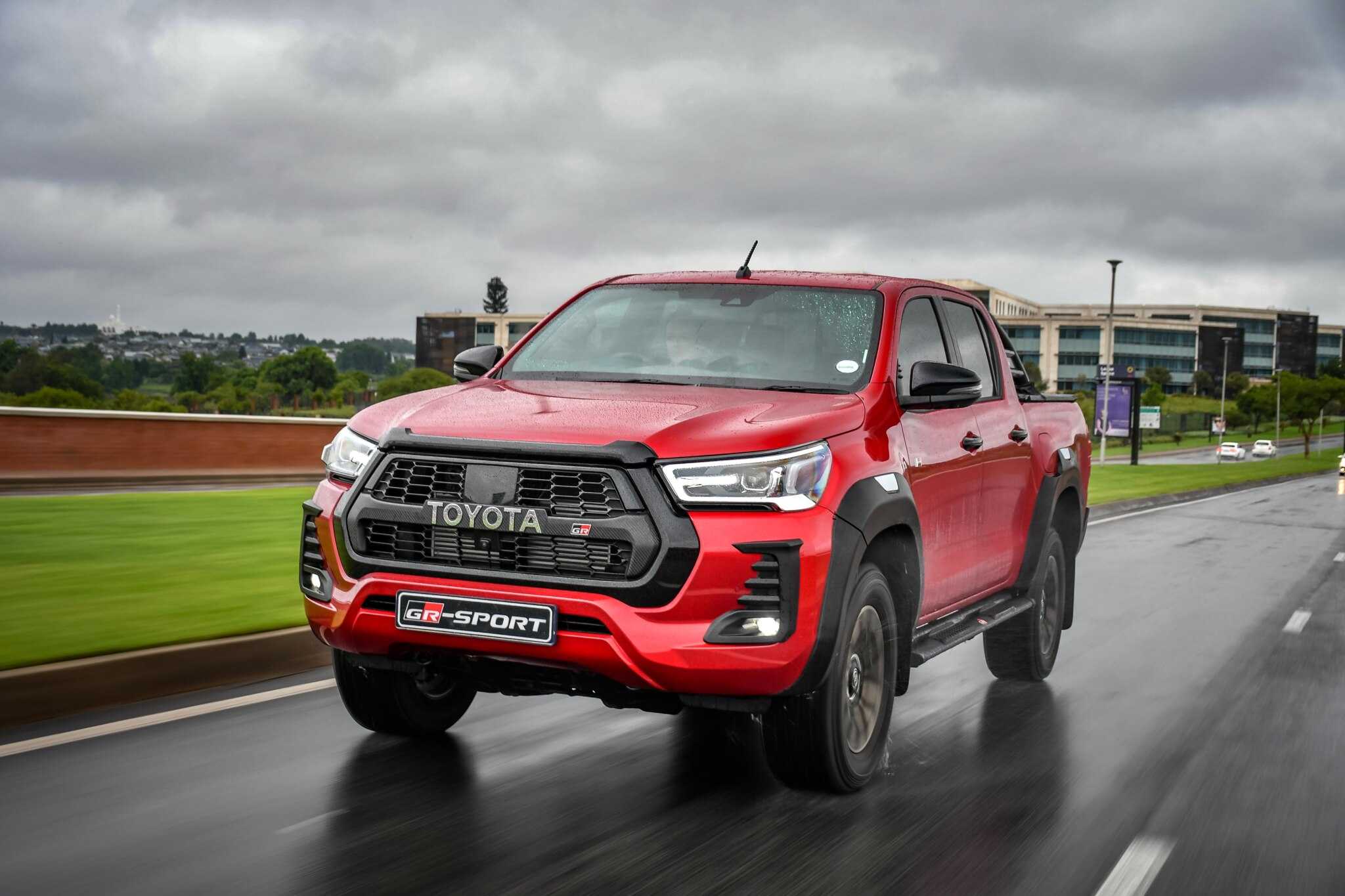 Из азии с любовью : шесть мнений о toyota hilux : off-road drive