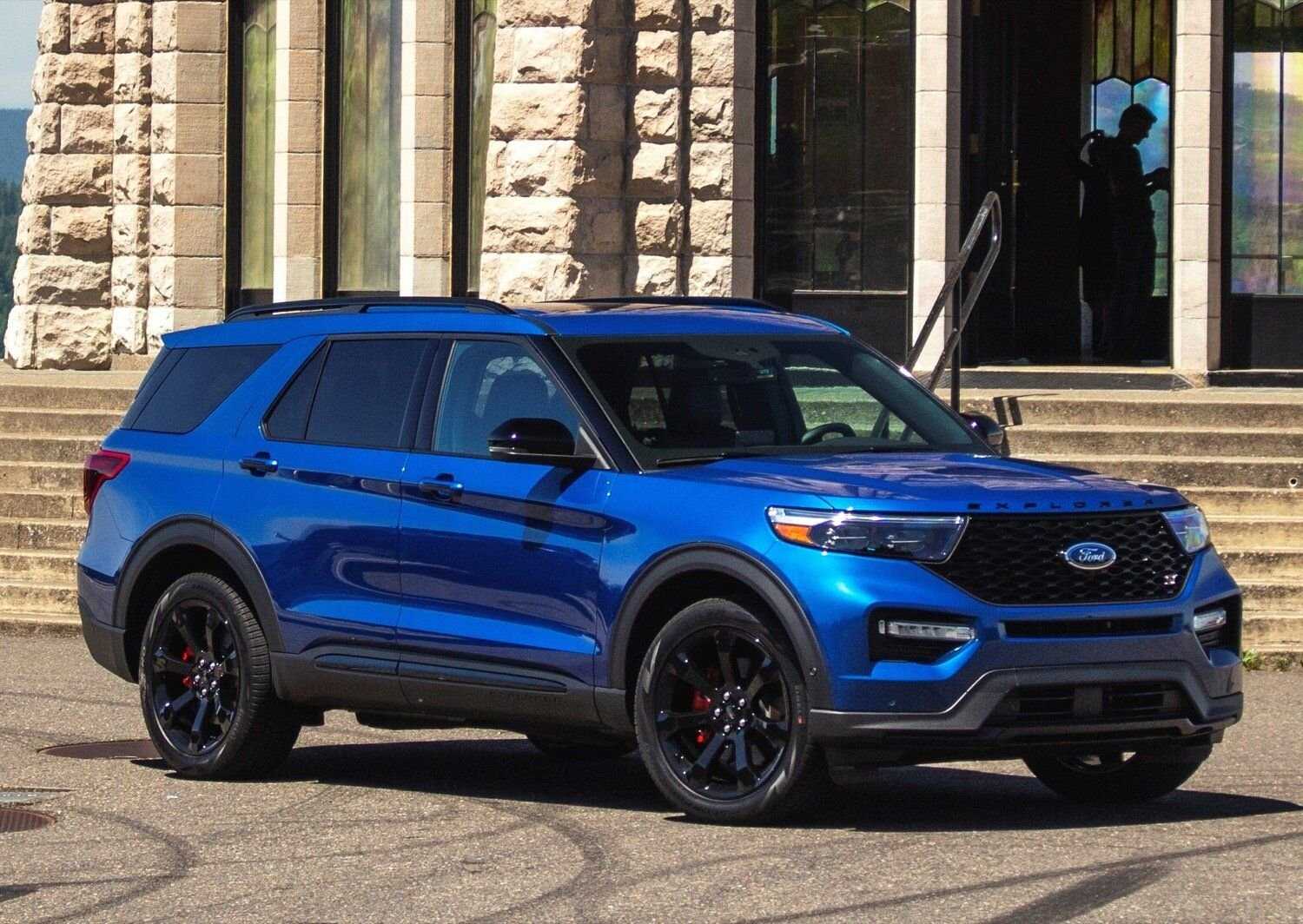 Ford explorer объем бензобака