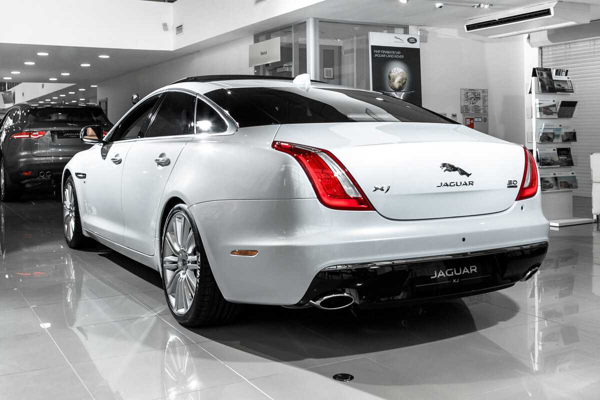 Jaguar xj – породистый хищник британского происхождения