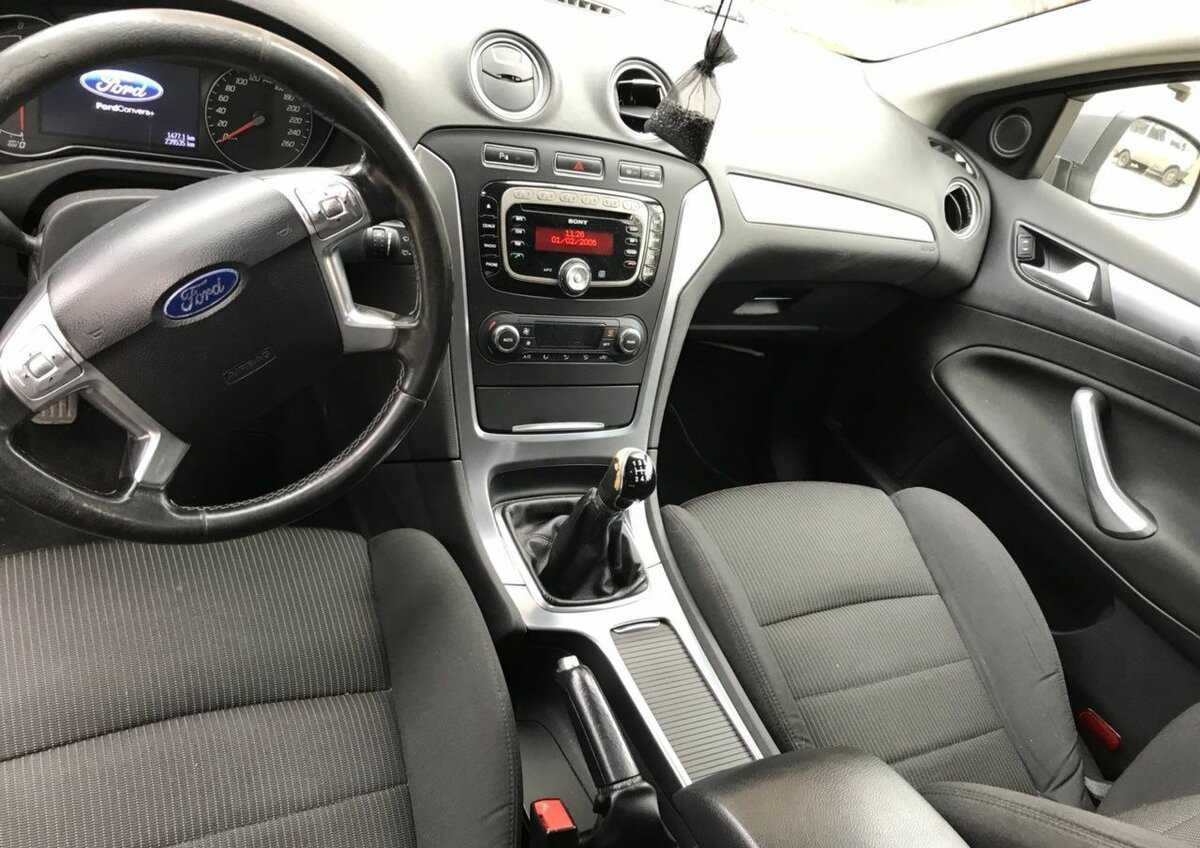 Максимальная скорость, км/ч в ford mondeo