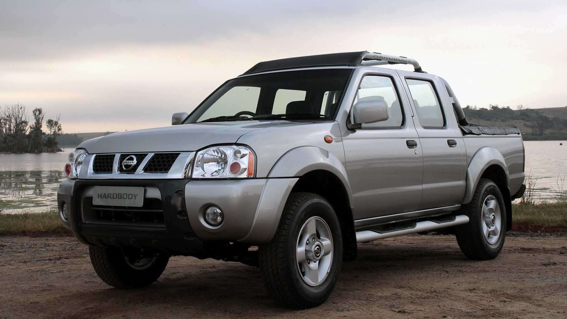 Nissan np300 navara (2016, пикап)