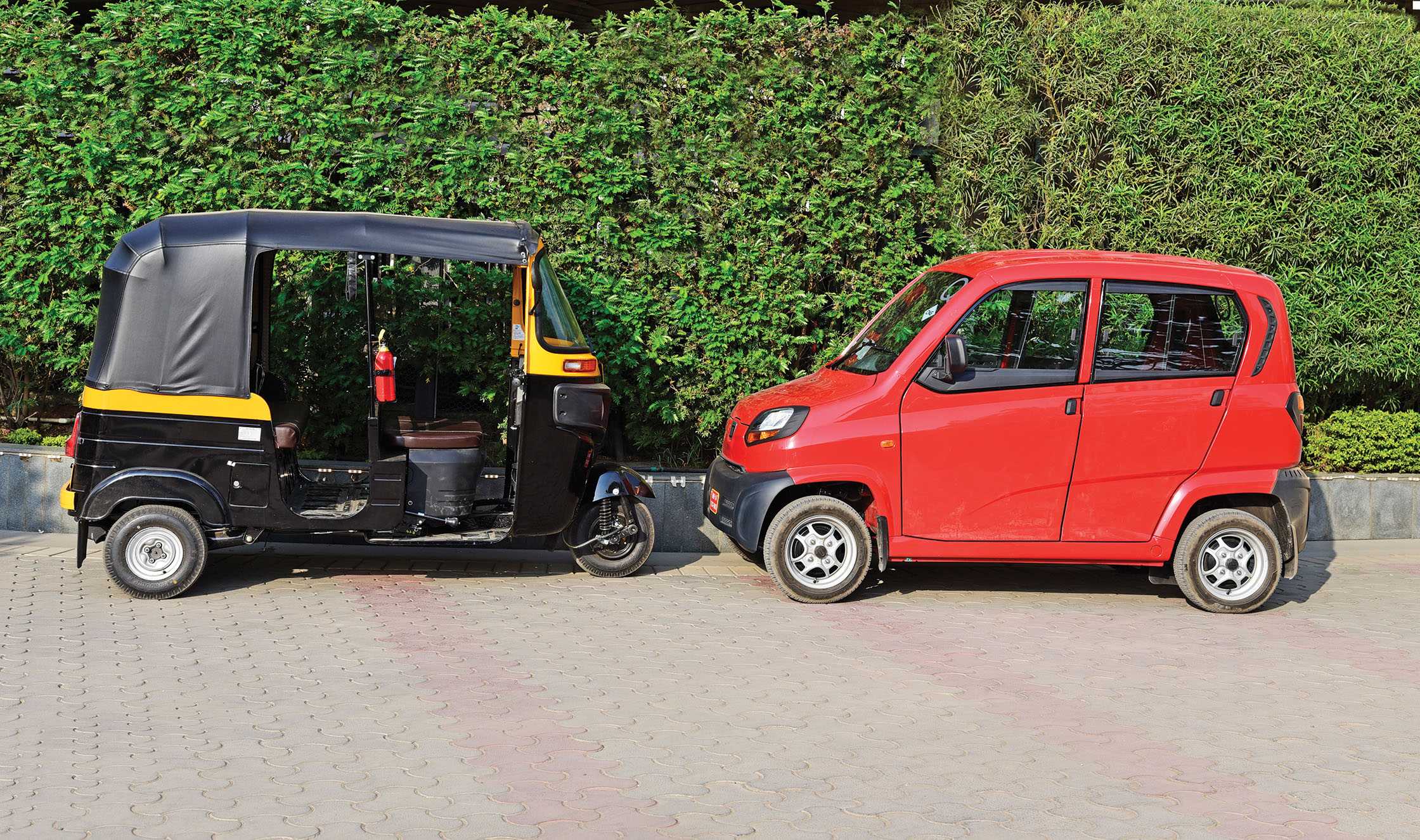 Bajaj qute price in india 2023, interior, engine, specs, review  