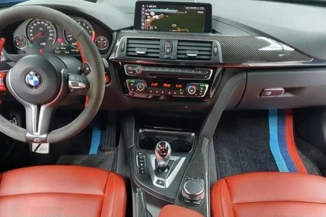 Bmw m4 (f82)