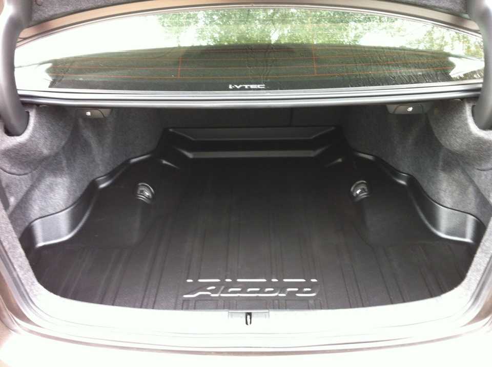 Honda accord v