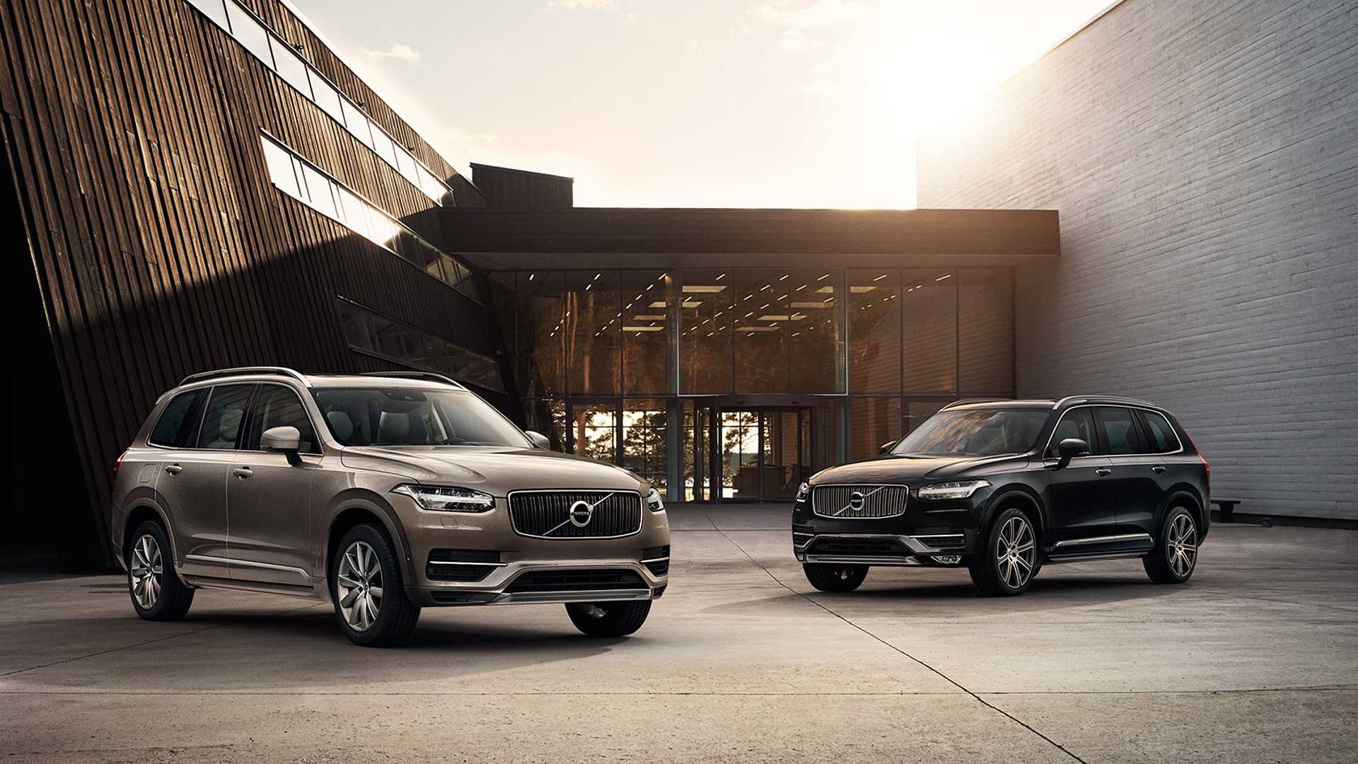 Объем багажника, л в volvo xc90