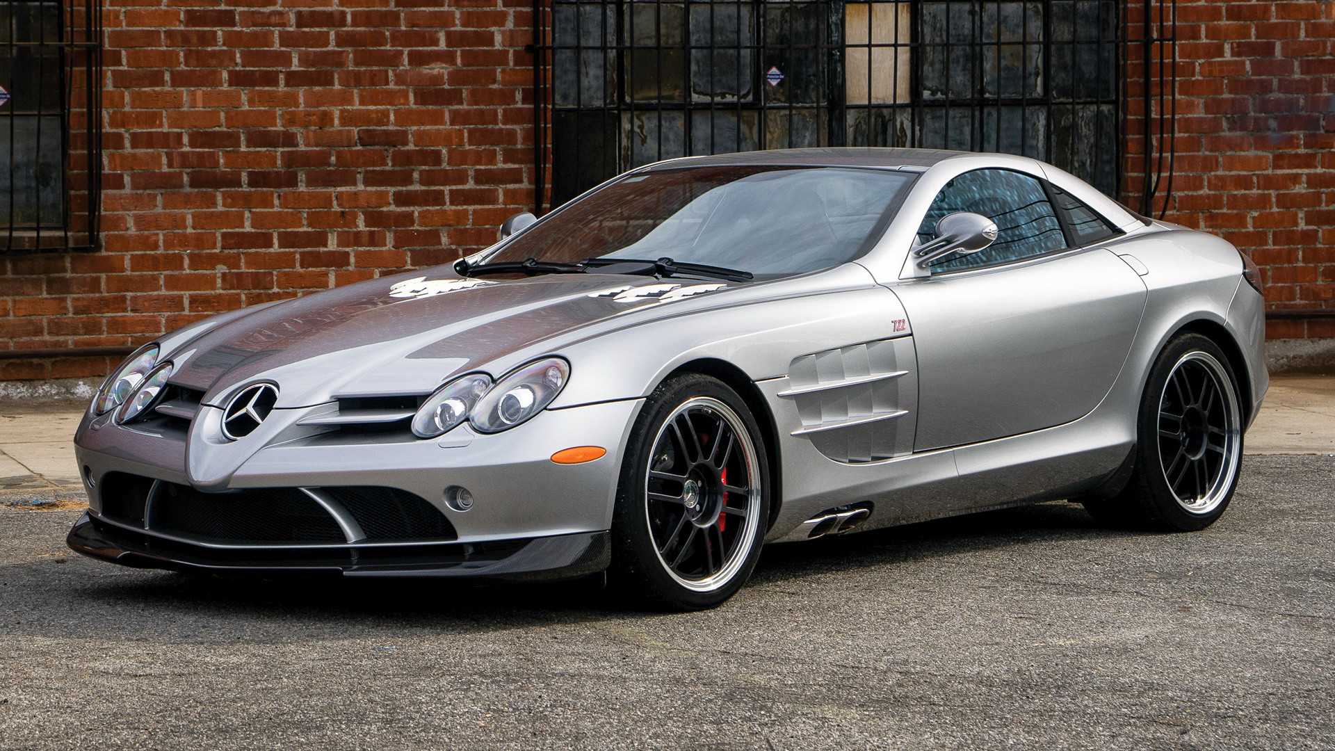 Спорткар mercedes benz slr mclaren: передвигаемся со скоростью света
