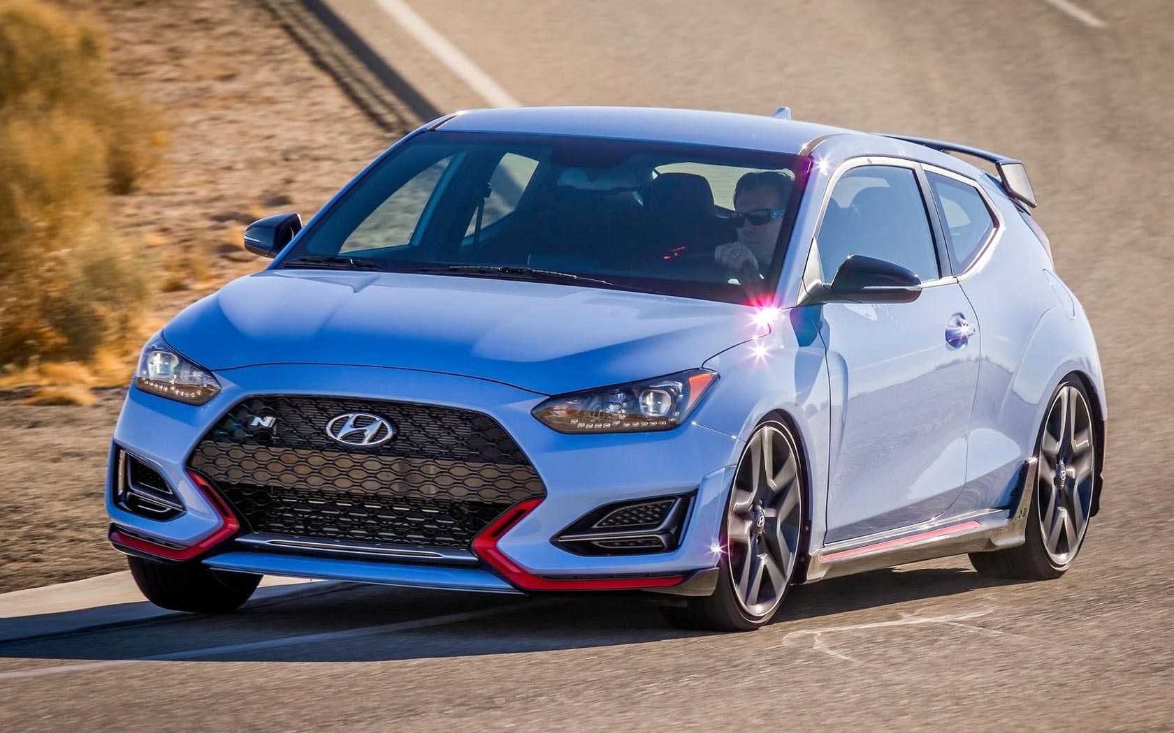 Hyundai veloster: поколения, кузова по годам, история модели и года выпуска, рестайлинг, характеристики, габариты, фото - carsweek