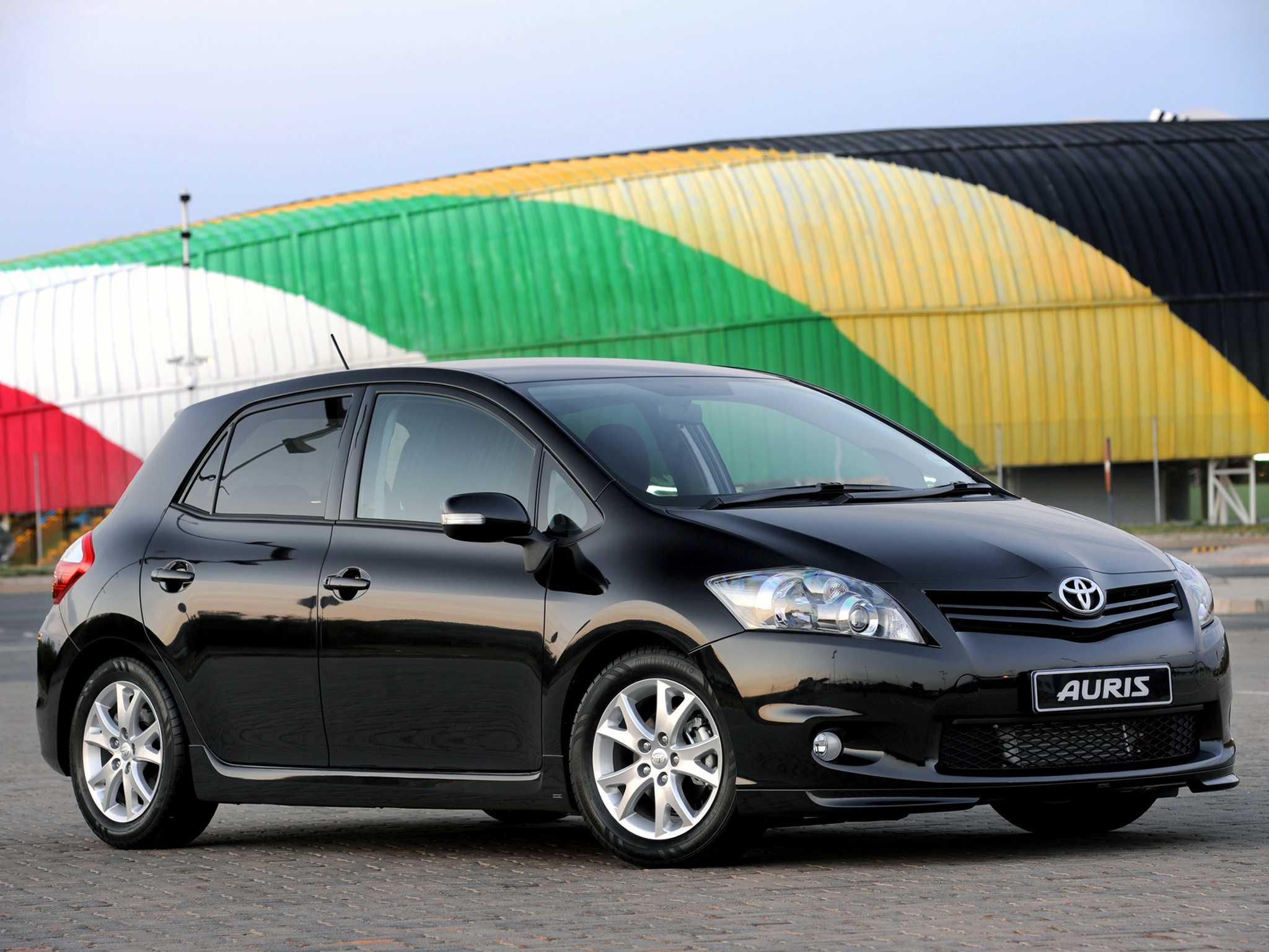 Toyota (тойота) auris