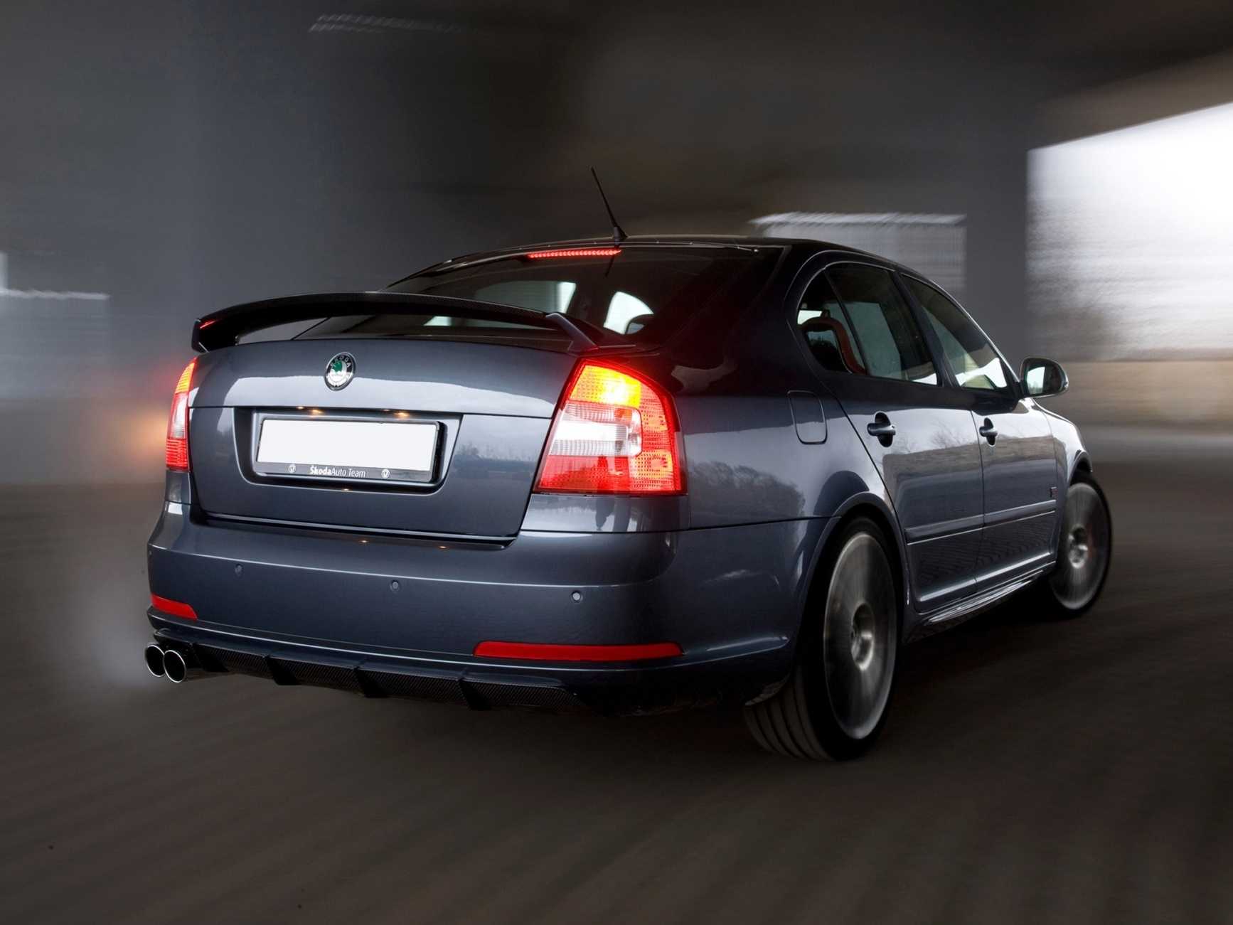 Skoda octavia rs: поколения, кузова по годам, история модели и года выпуска, рестайлинг, характеристики, габариты, фото - carsweek
