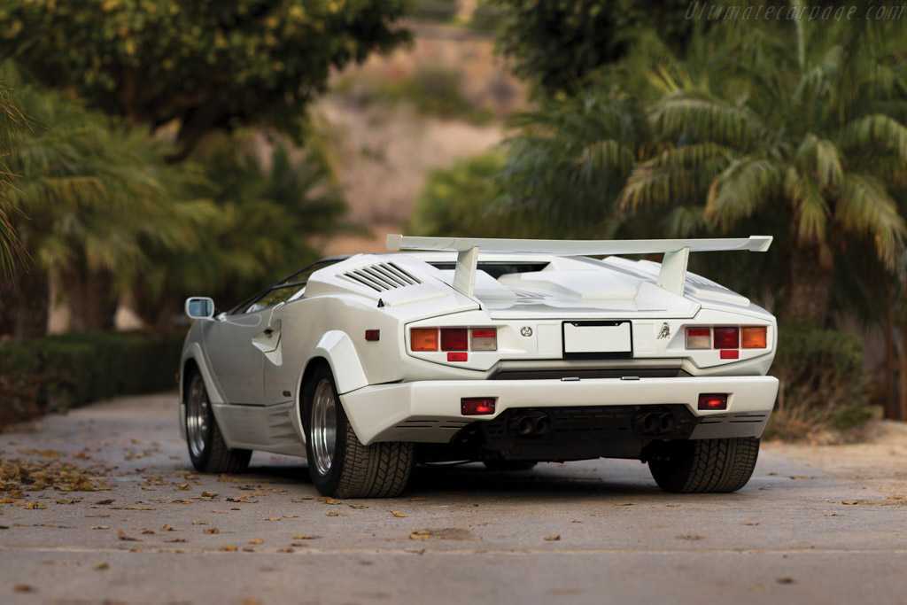 Lamborghini countach - the ultimate guide