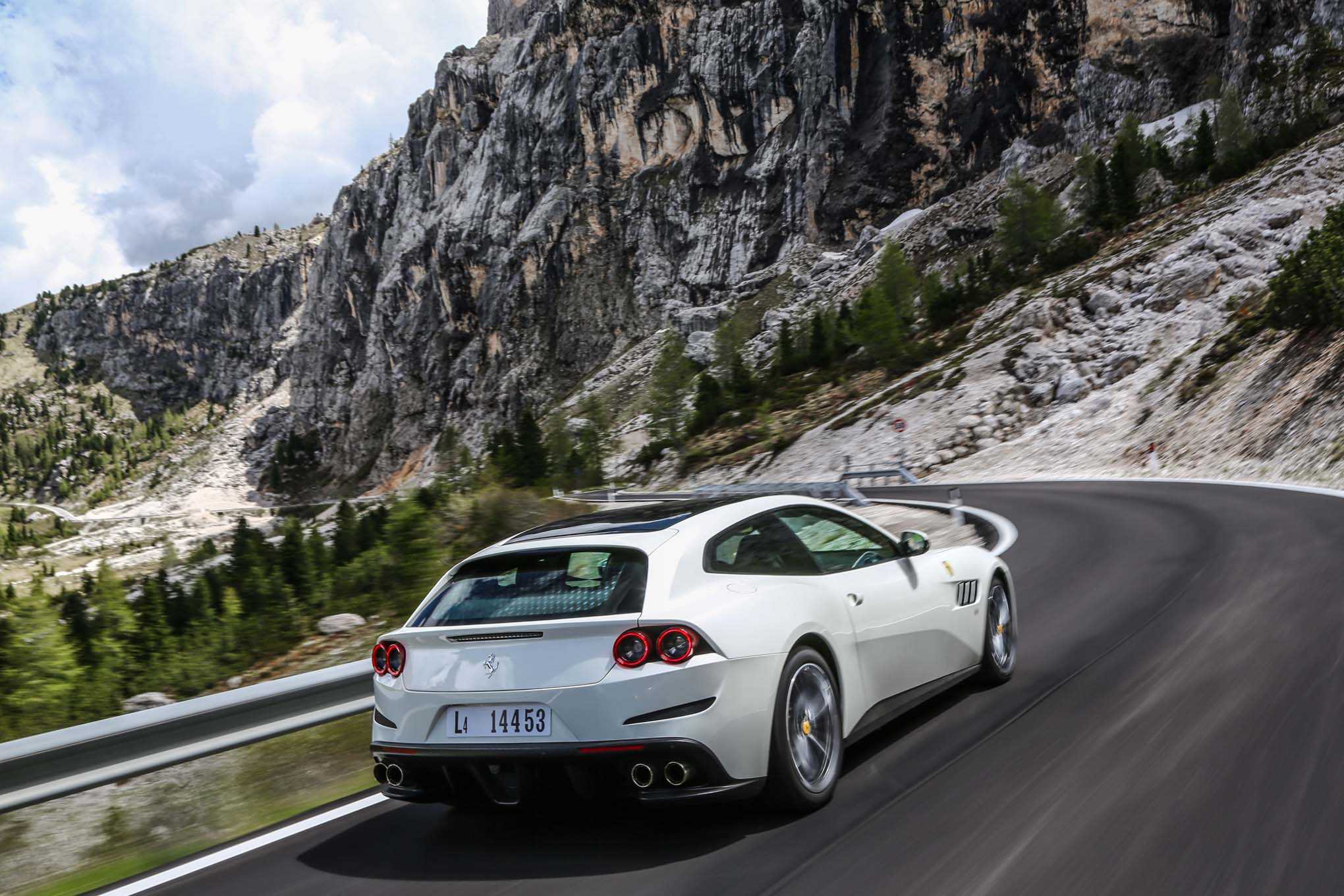 Ferrari gtc 4lusso 2023 price malaysia, december promotions & specs