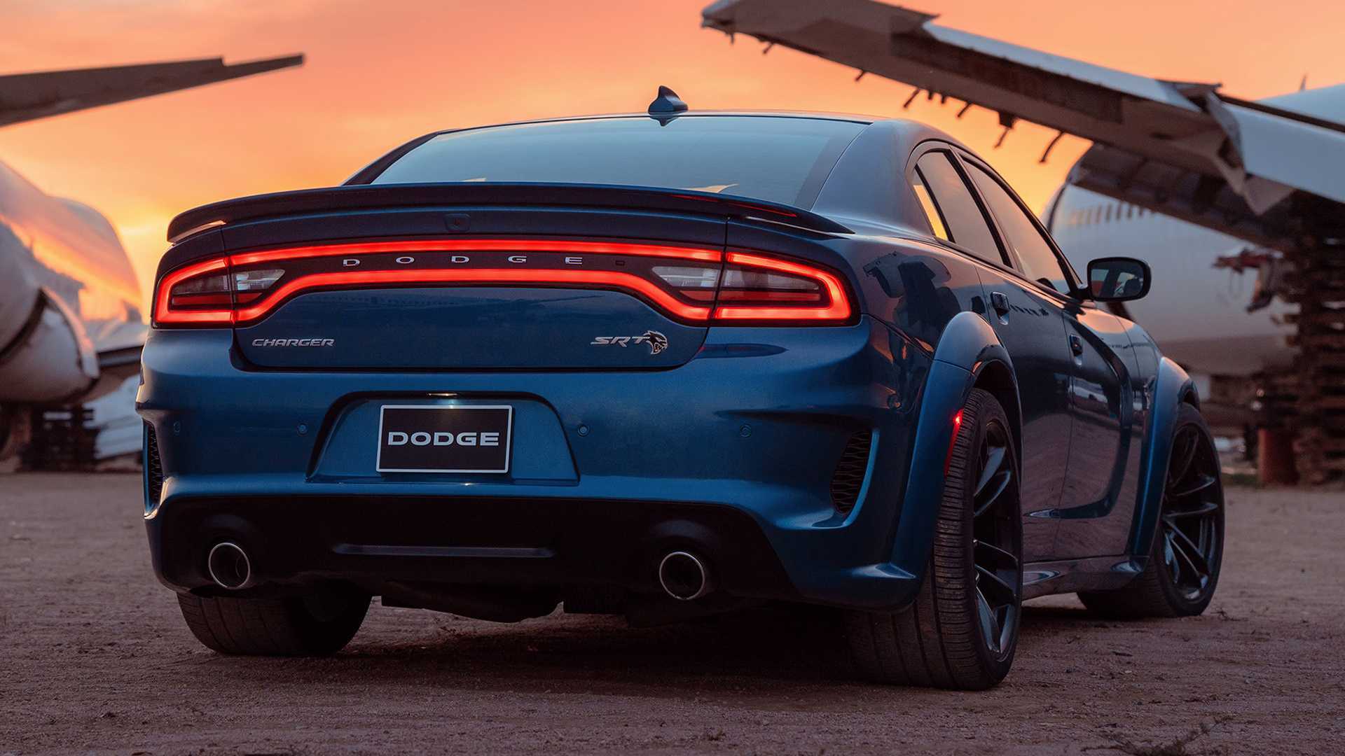 Обзор dodge charger redeye 2021 года: v8 с наддувом мощностью 797 лошадиных сил