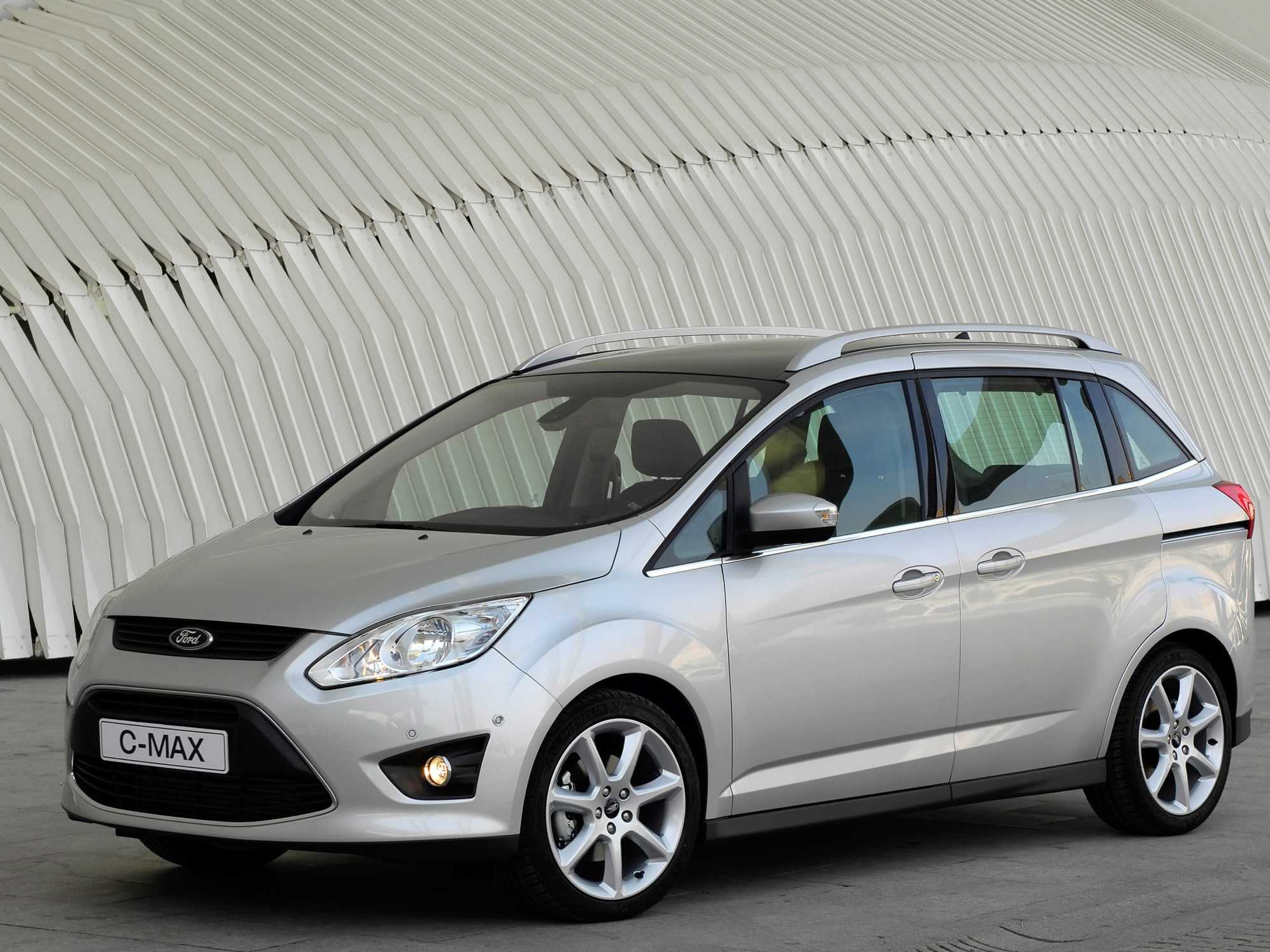 История и обзор модели ford c-max