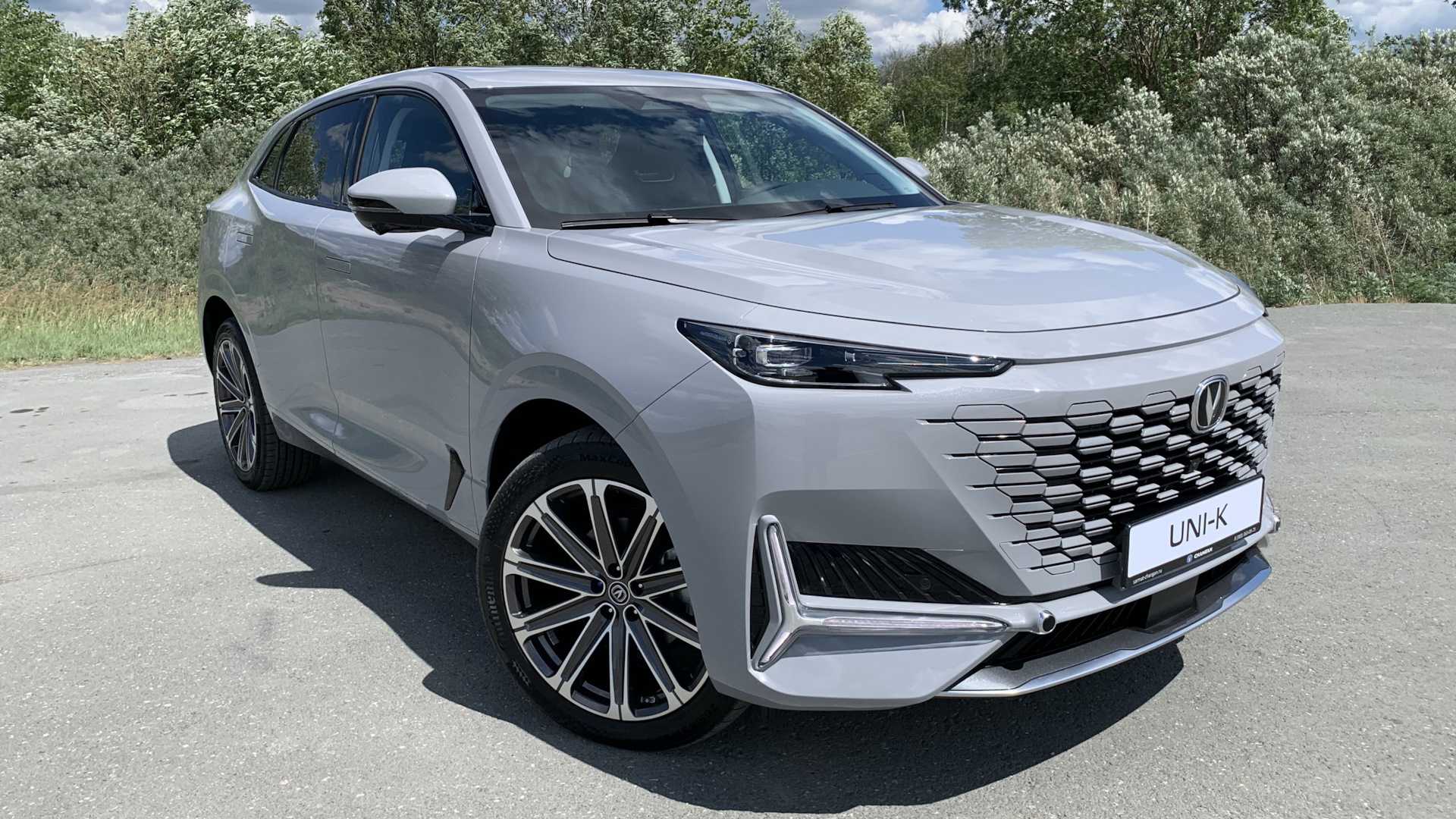 Новинки changan 2023 в россии: лифтбек uni-v, паркетник uni-t и гибрид uni-k