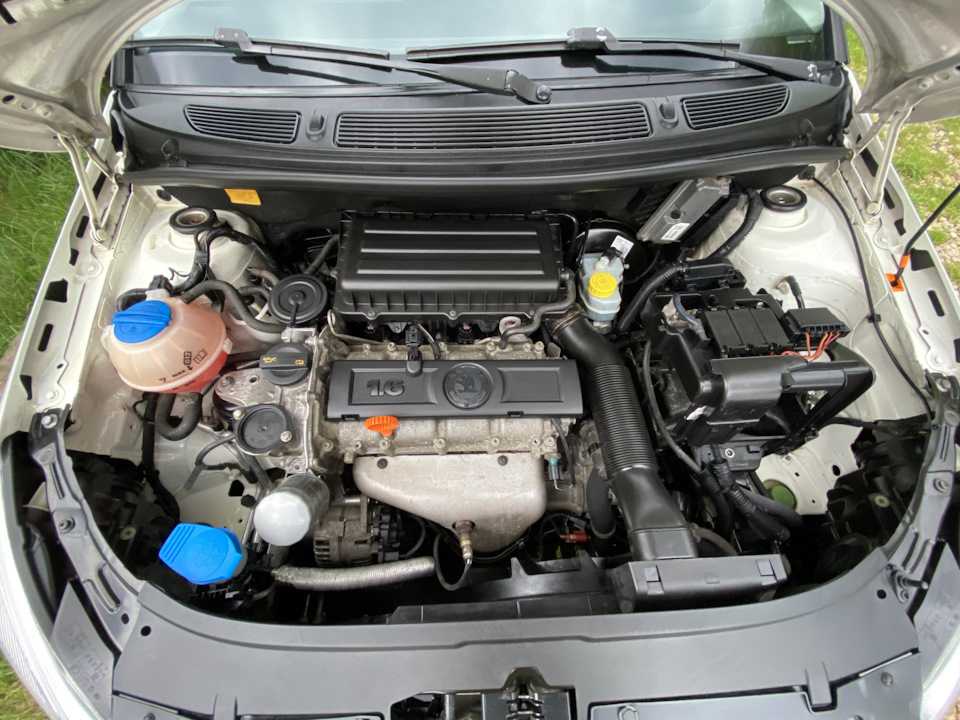 Шкода фабия 2006-2014 годов выпуска – доступный и компактный автомобиль