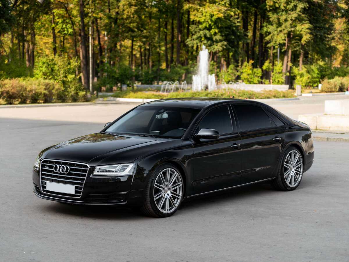 Audi s8