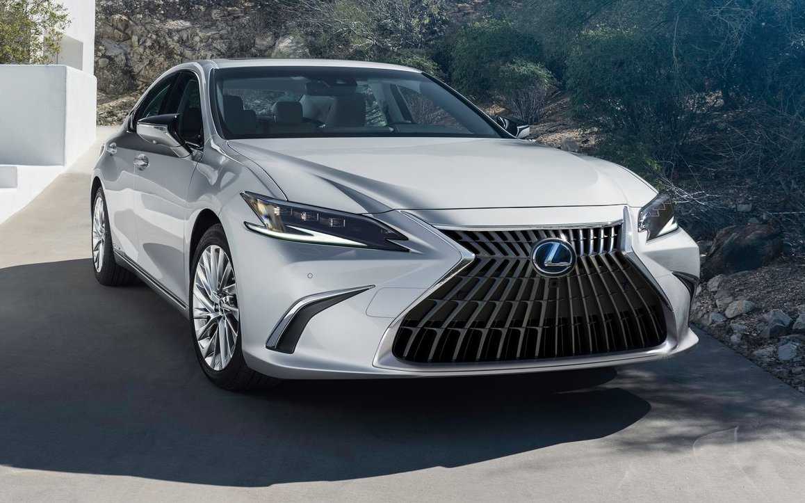 Тест-драйв lexus es (поколение vii) - lexus es радикально изменил характер